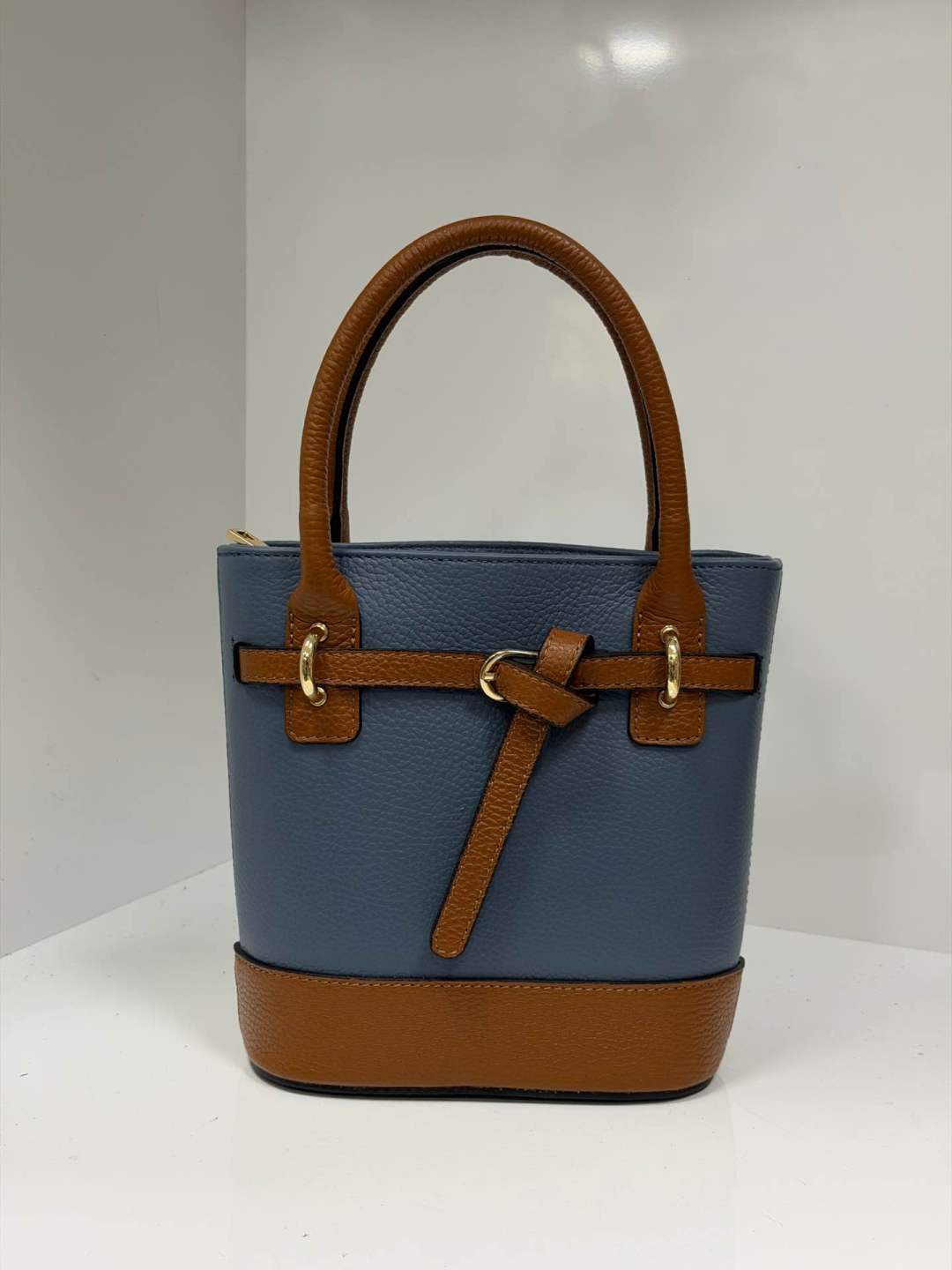 L0563 Bag 7.9in 8 Color Options