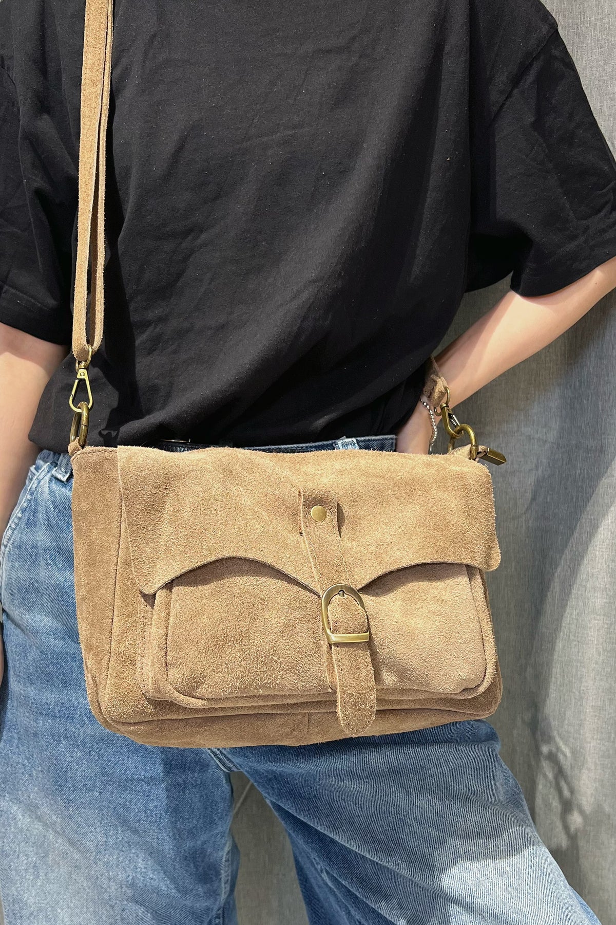 ZZ167 Taupe Suede Crossbody Bag