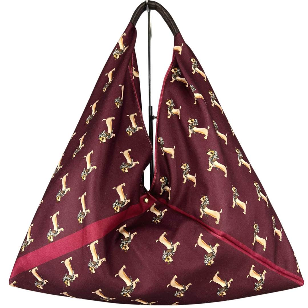 MI496 Burgundy Dachshund Print Triangle Bag