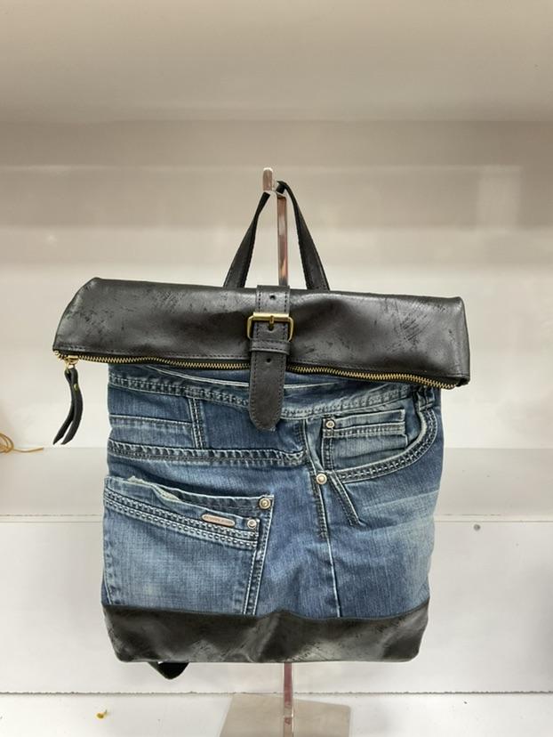 L0171 Bag 7 Color Options