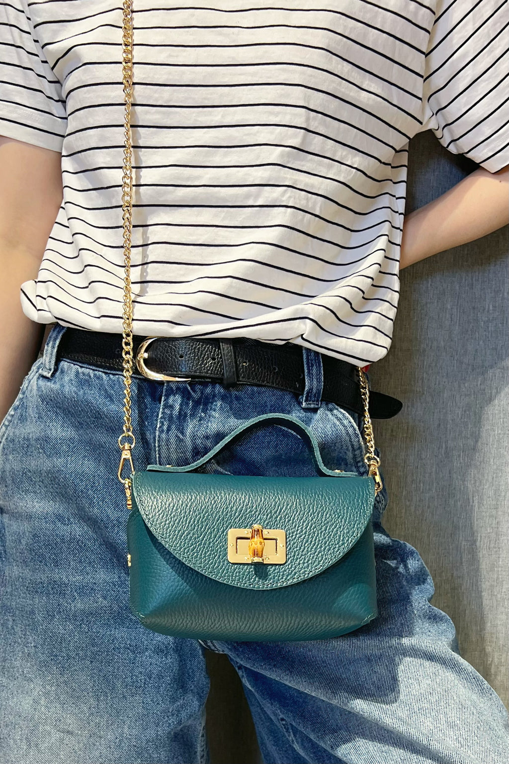ZZ121 Teal Blue Grained Leather Chain Crossbody Bag