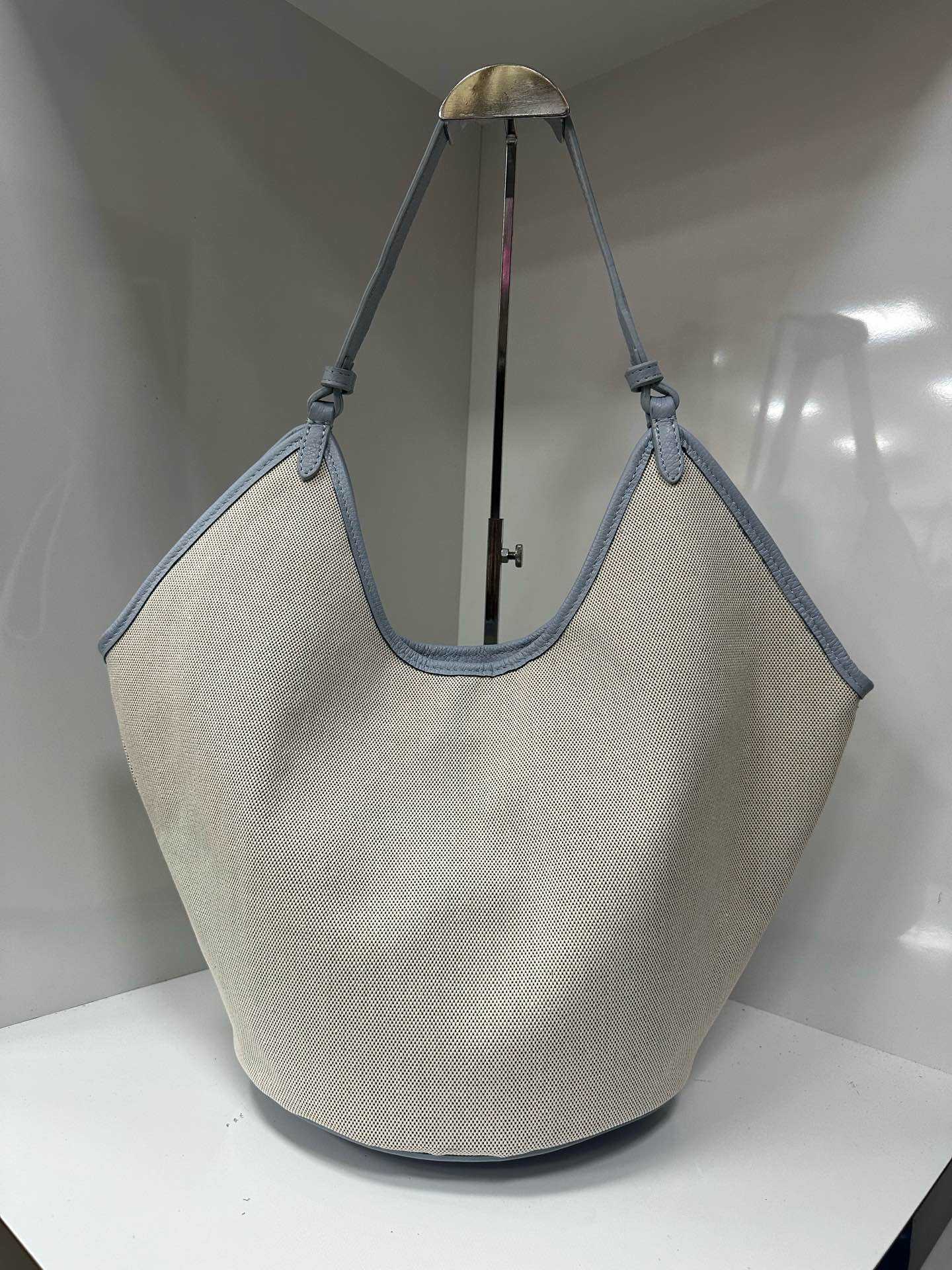 L0345 Bag 14.6in 7 Color Options