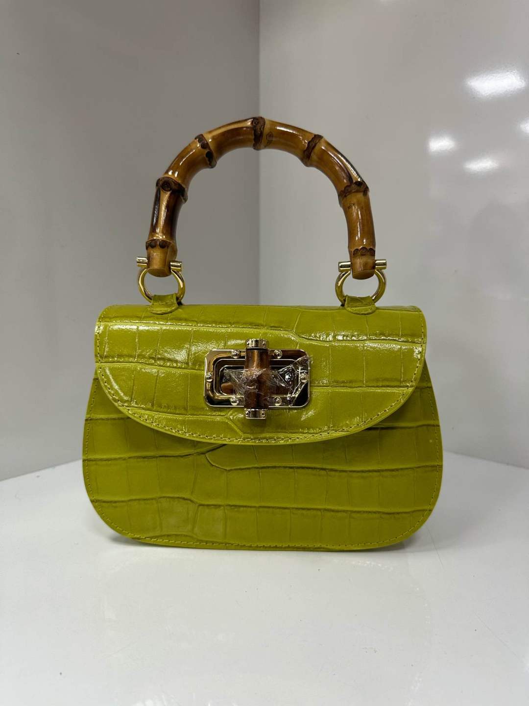 L0520 Bag 8.3in 10 Color Options