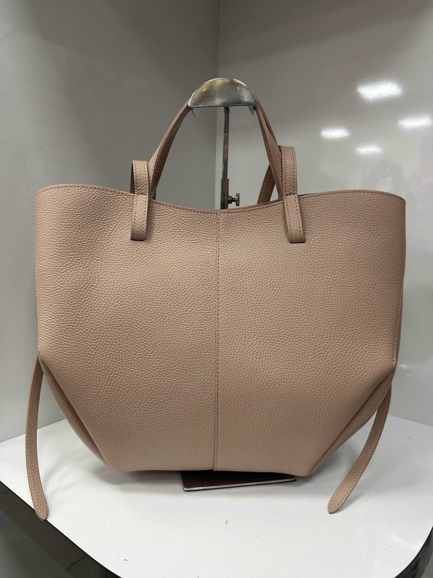 L0788 Bag 22.0in 7 Color Options