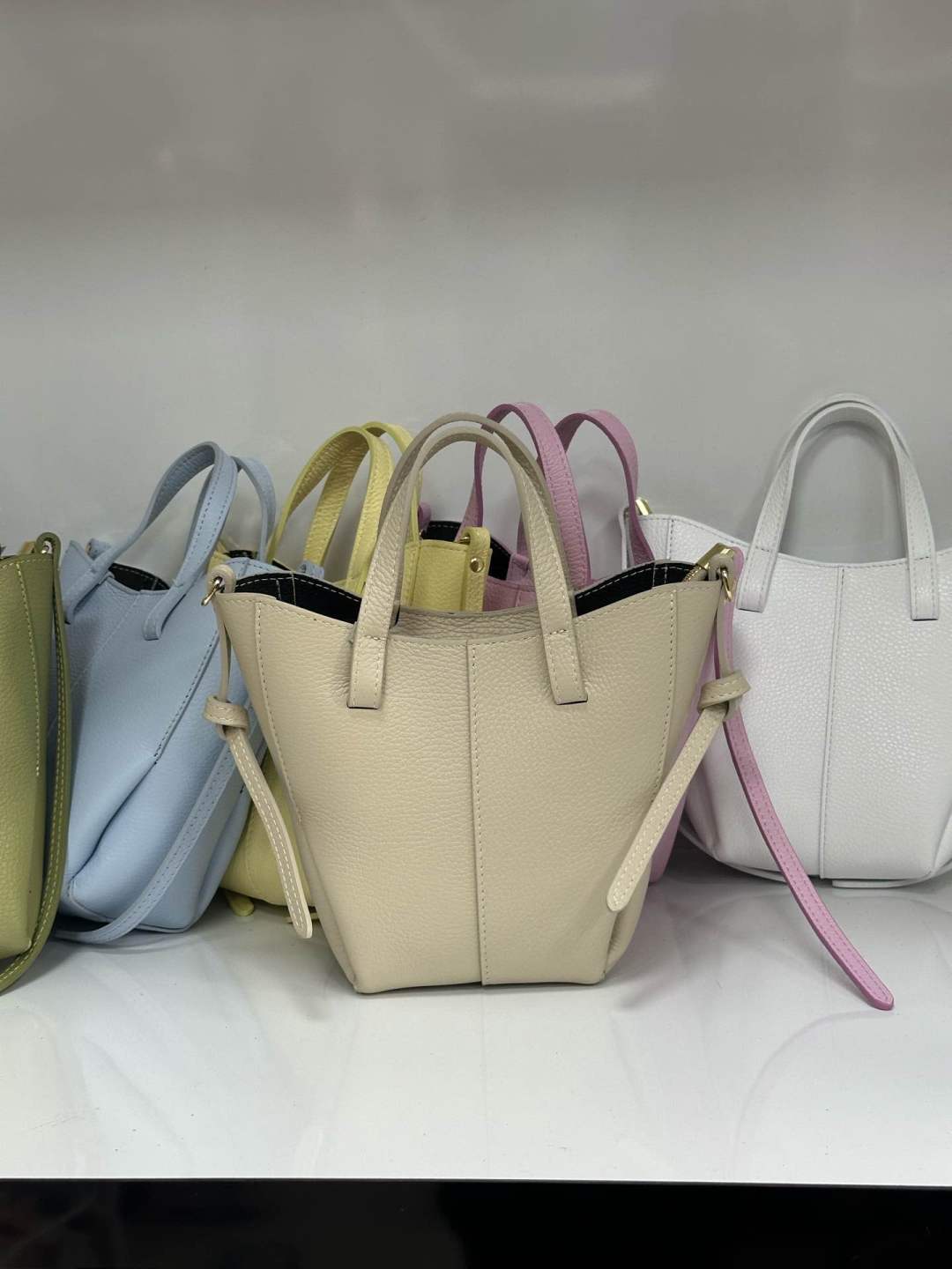 L0571 Bag 10.2in 9 Color Options