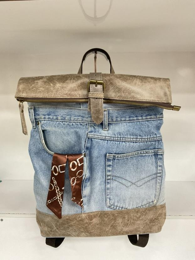 L0171 Bag 7 Color Options