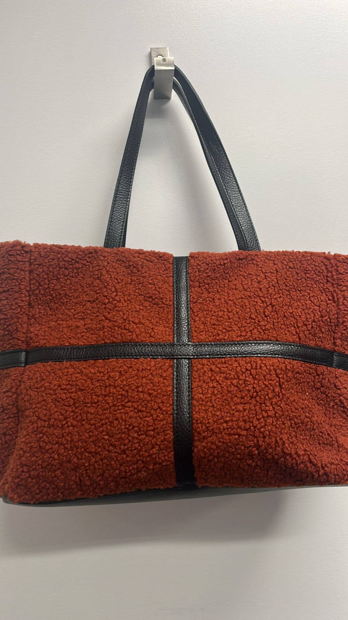 OF512 Italian Rust Plush Large Travel Bag JIJOU CAPRI