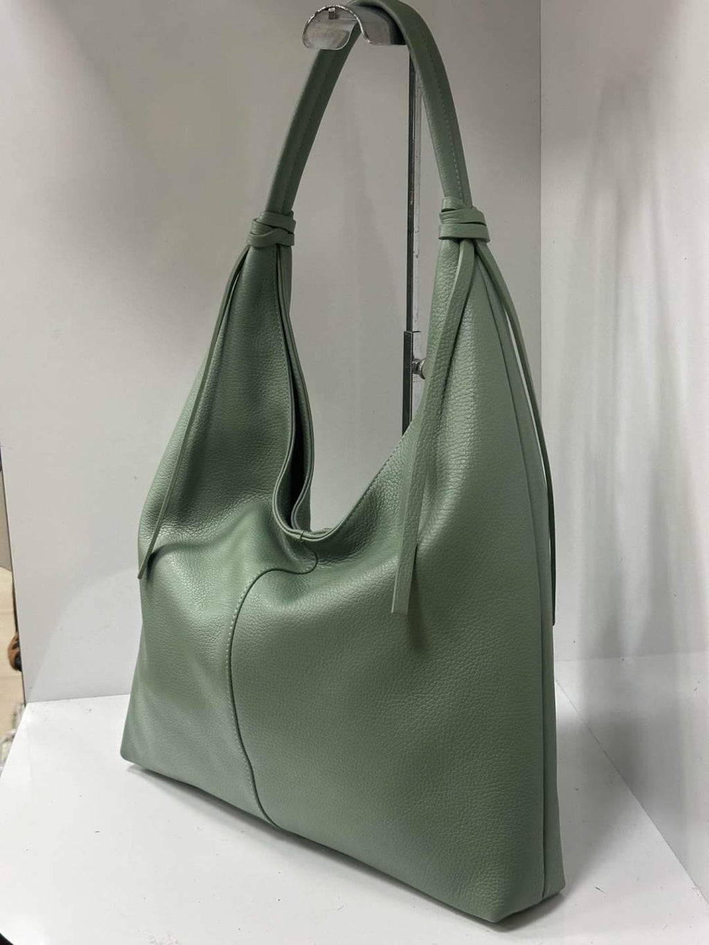 L0500 Bag 15.4in 7 Color Options