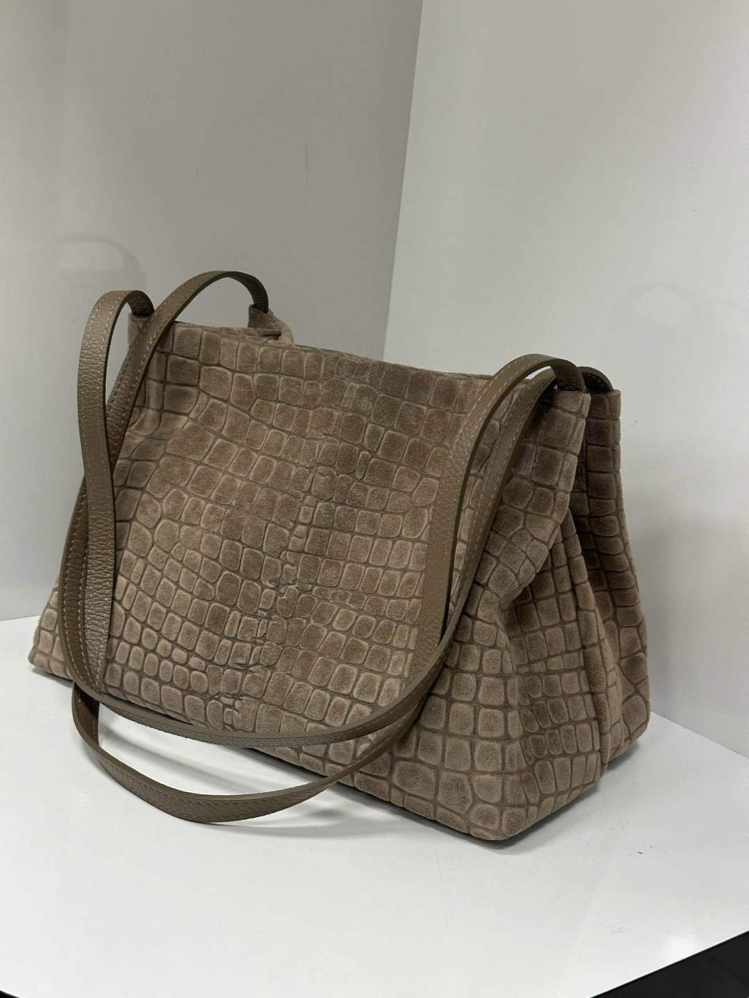 L0567 Bag 12.6in 7 Color Options