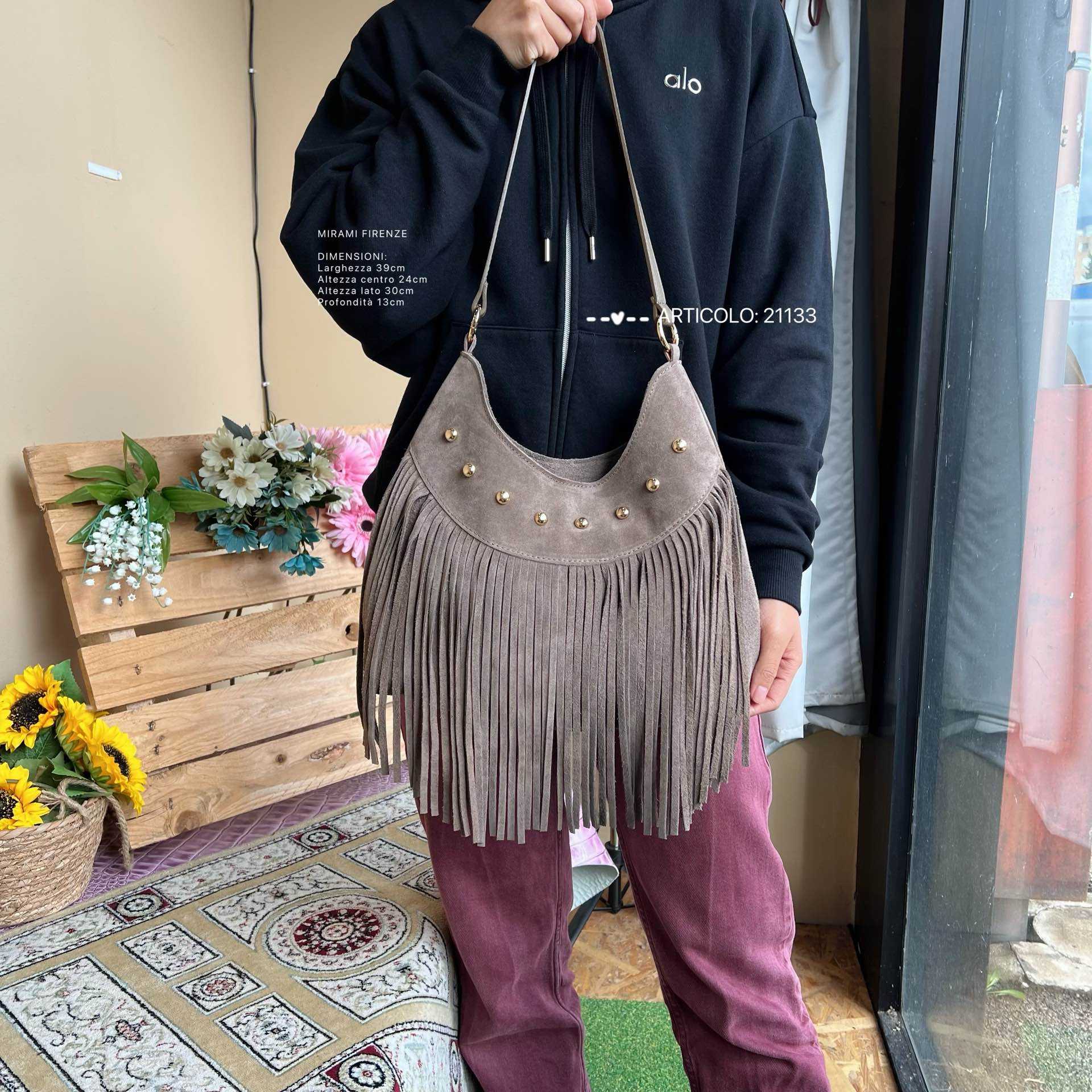 MI21133 Bag 15.4in 3 Color Options