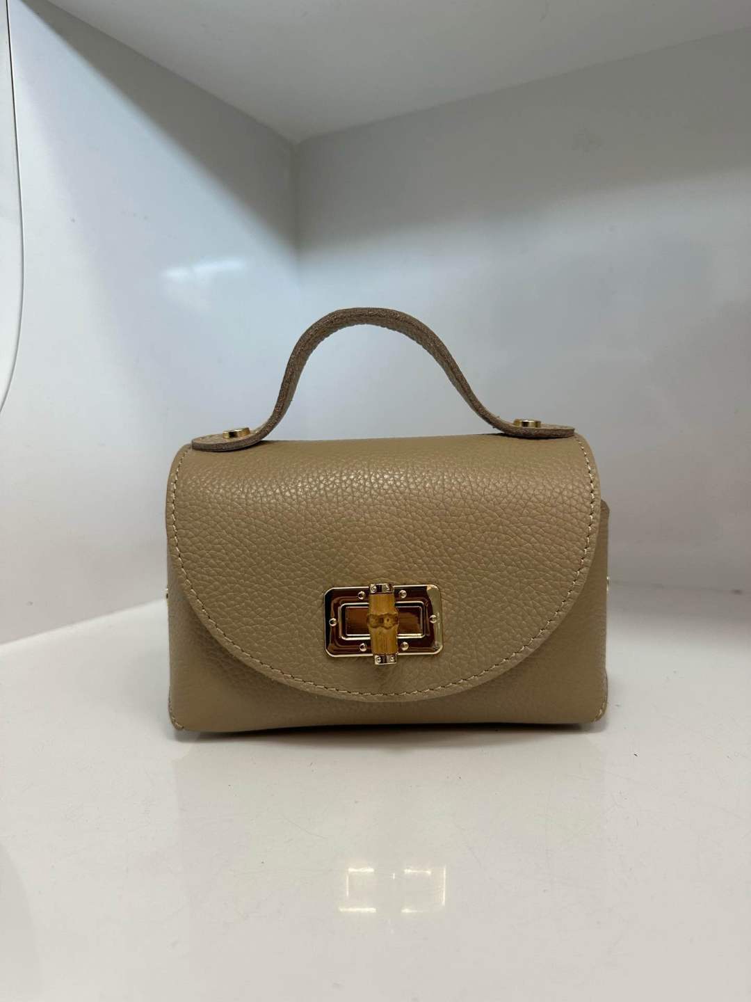 L0528 Bag 6.7in 11 Color Options