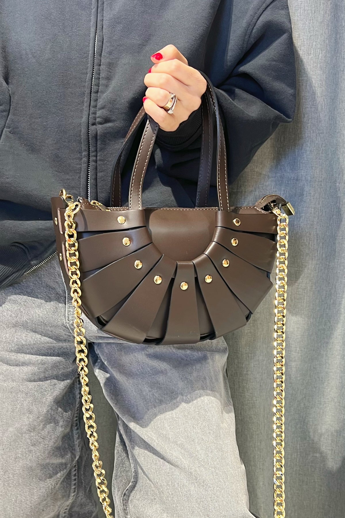ZZ199 Brown Leather Basket Bag