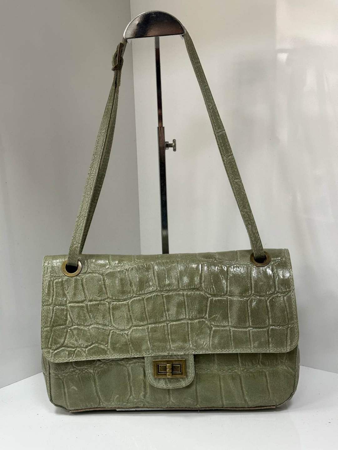 L0569 Bag 11.8in 8 Color Options