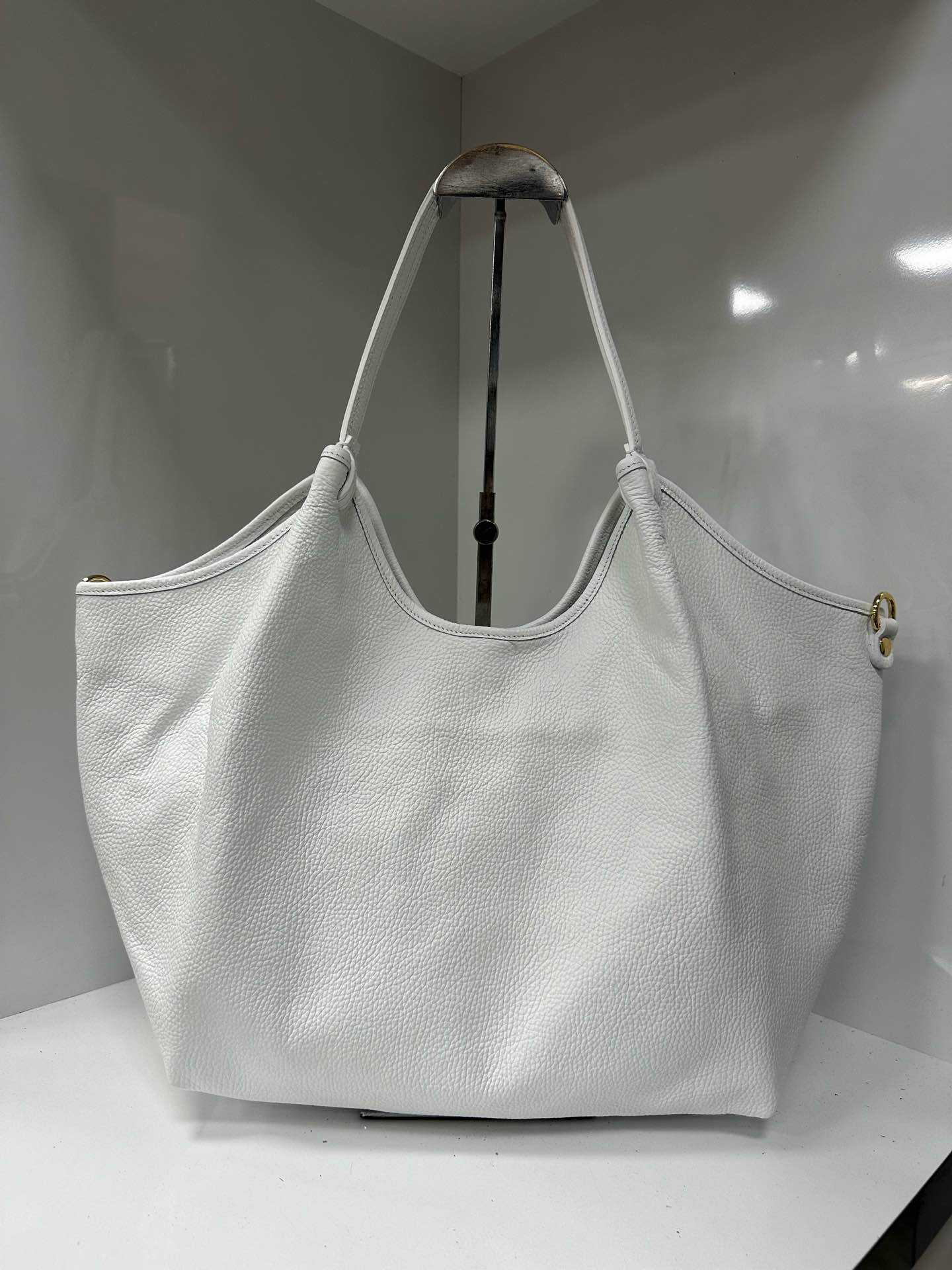 L0790 Bag 22.0in 9 Color Options