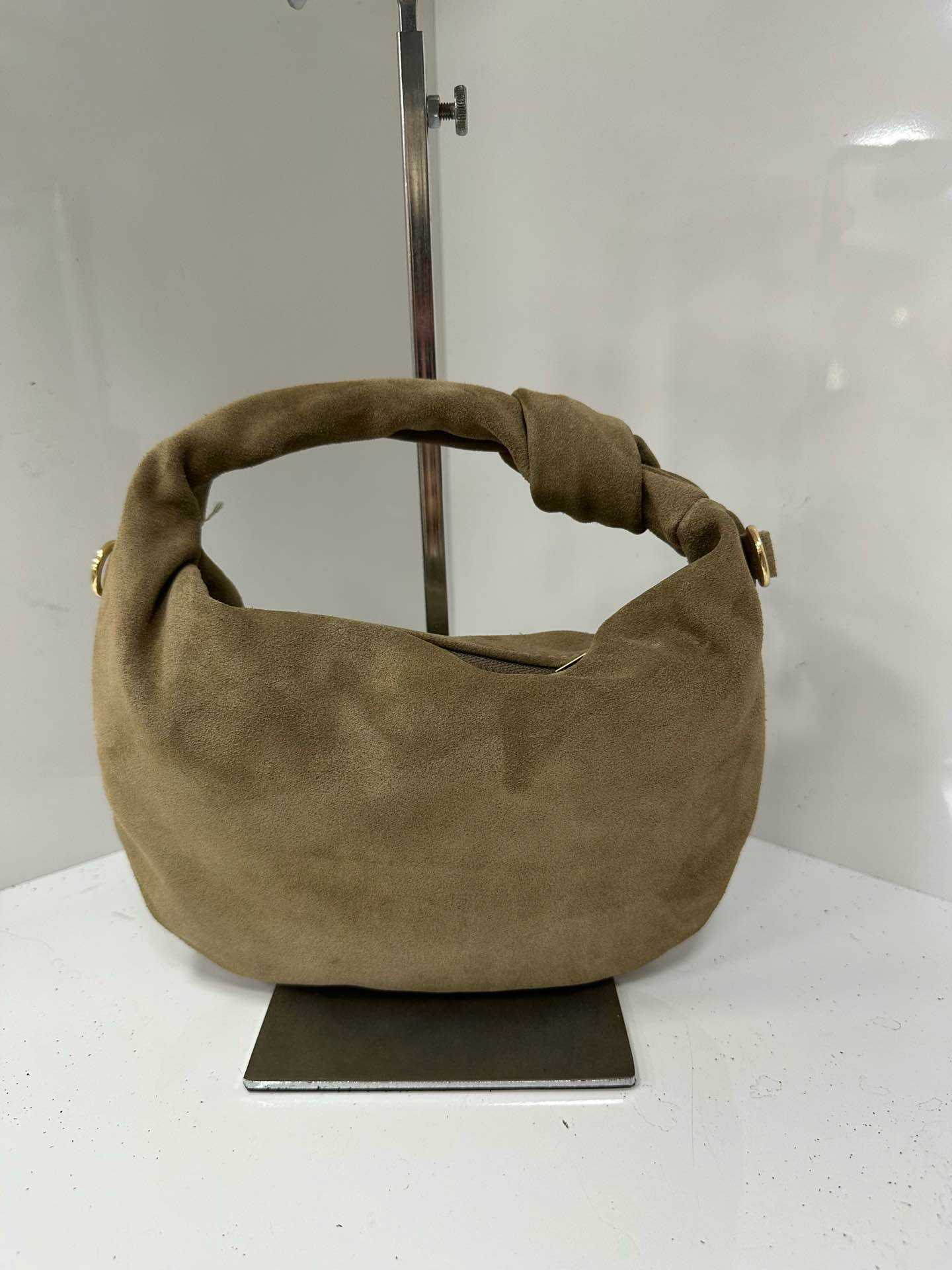 L0441 Bag 7.1in 6 Color Options