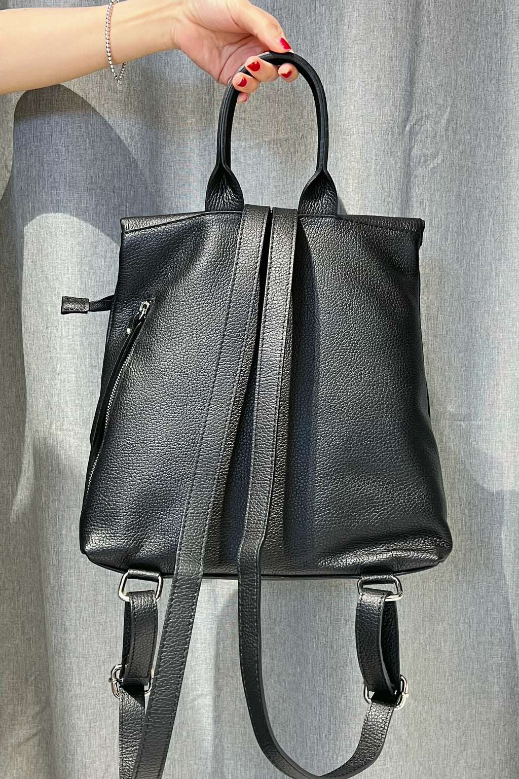 ZZ079 Black Leather Backpack