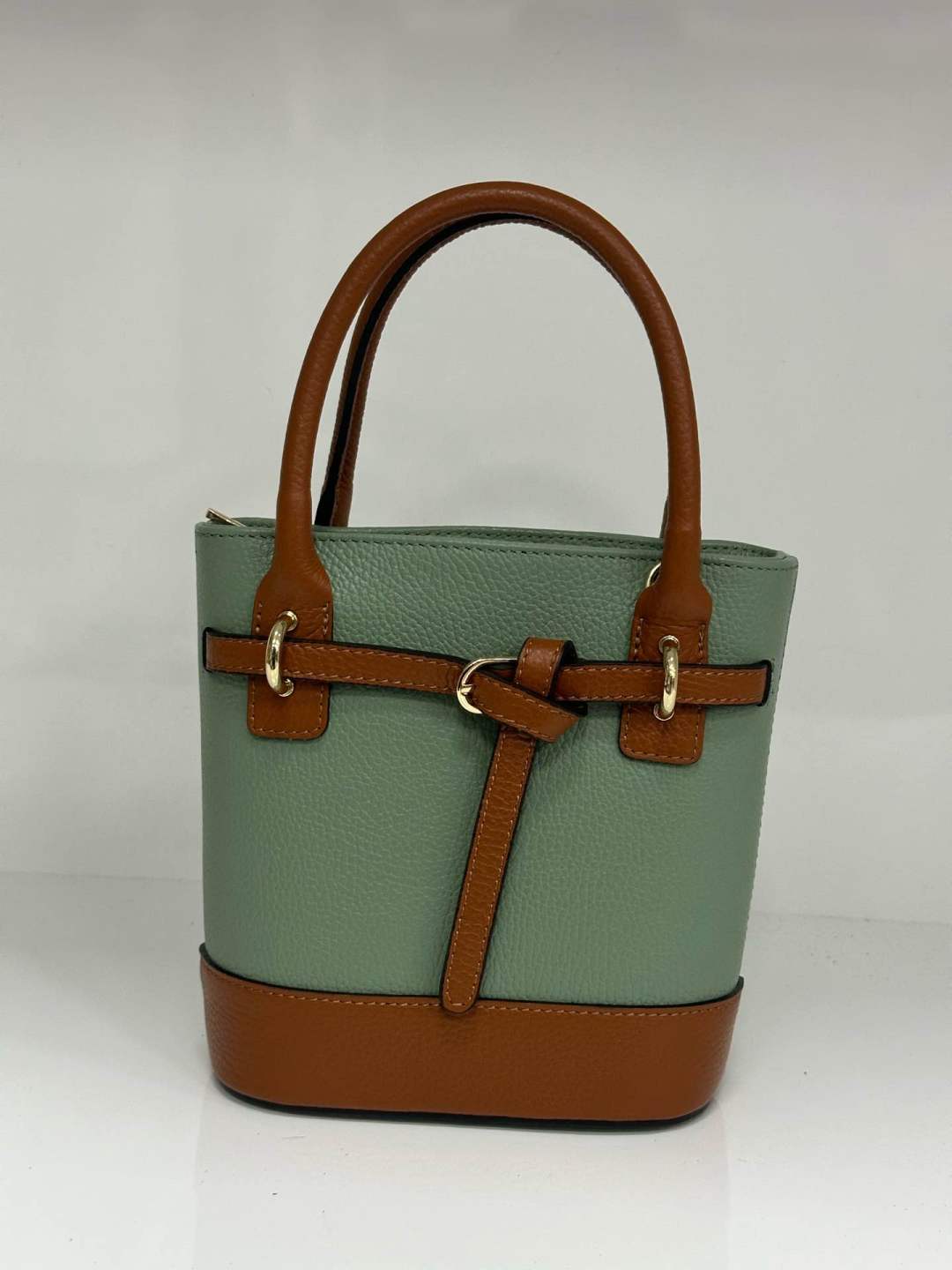 L0563 Bag 7.9in 8 Color Options
