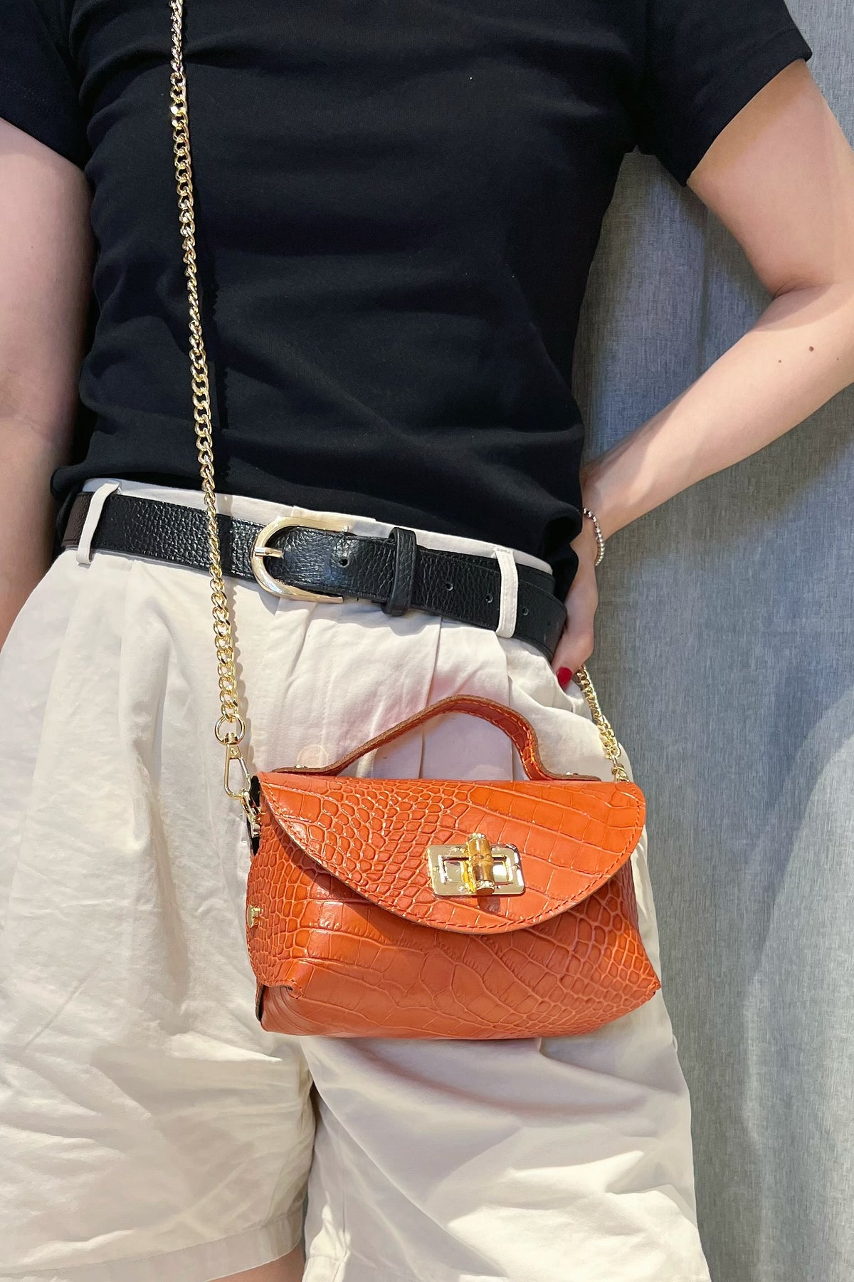 ZZ021 Rust Croco Chain Crossbody Bag