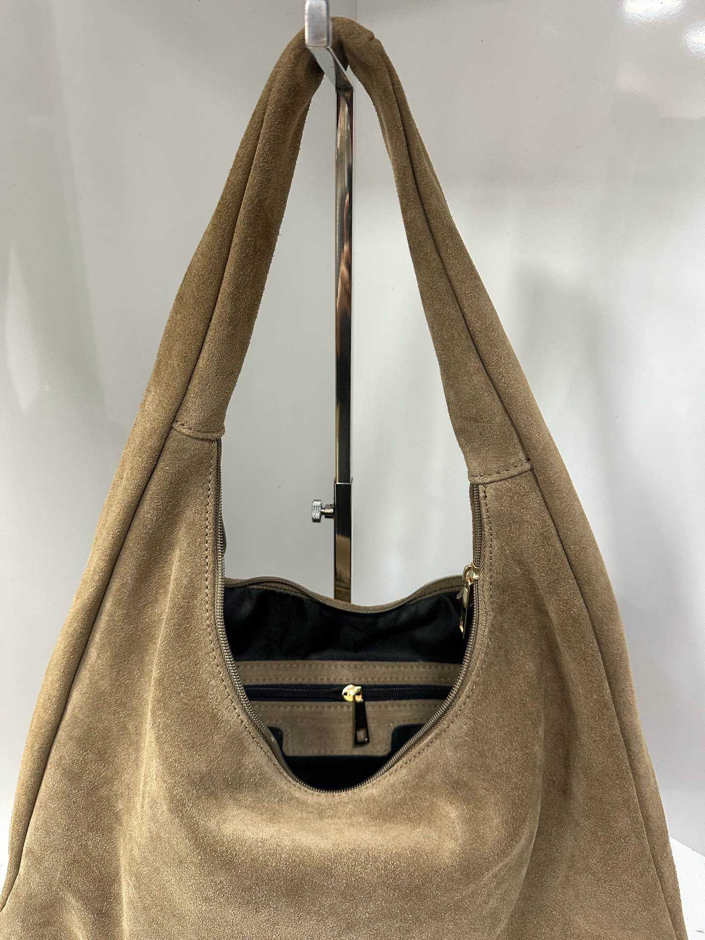 L0480 Bag 19.3in 7 Color Options