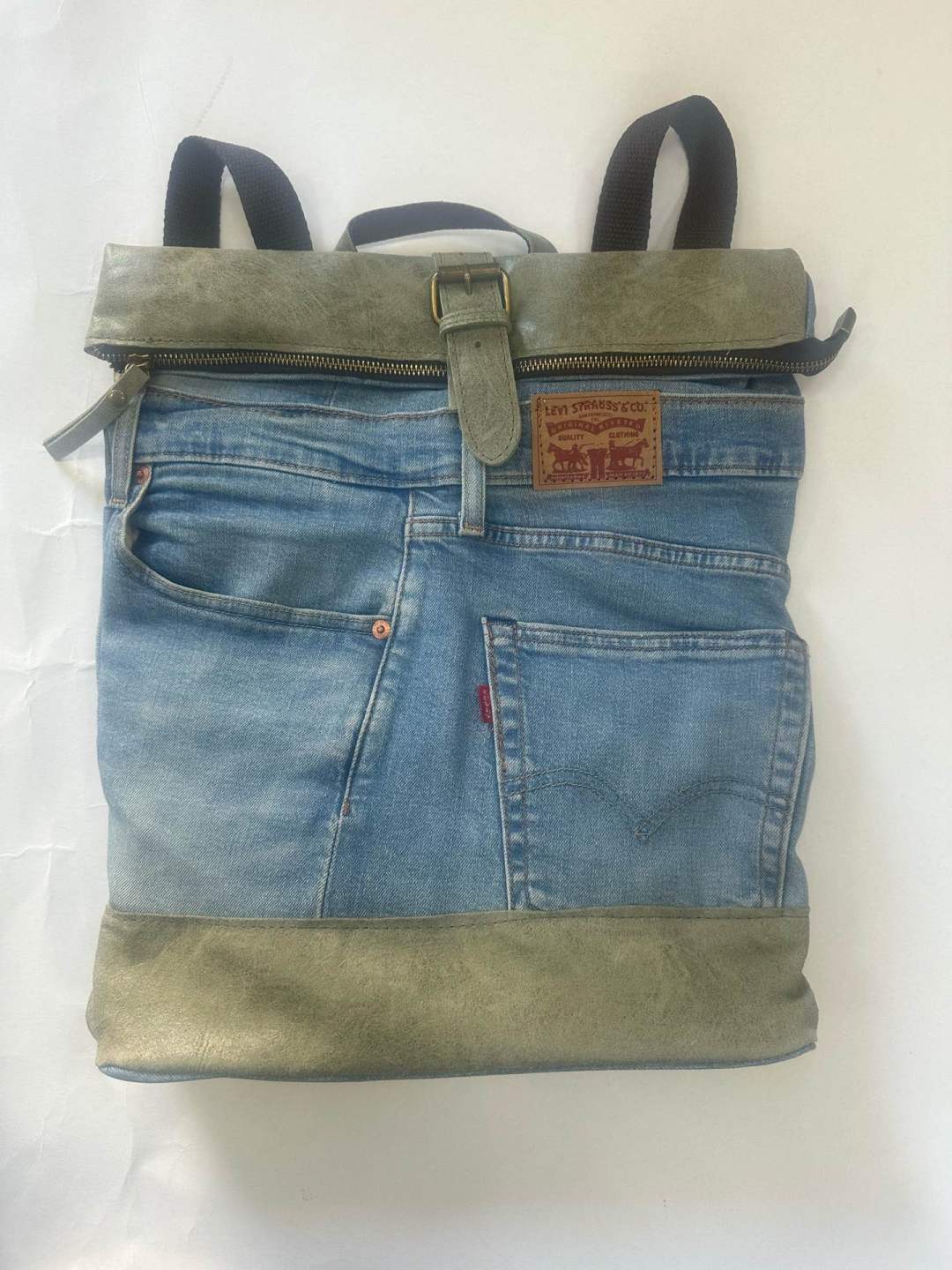 L0532 Bag 12.2in 8 Color Options