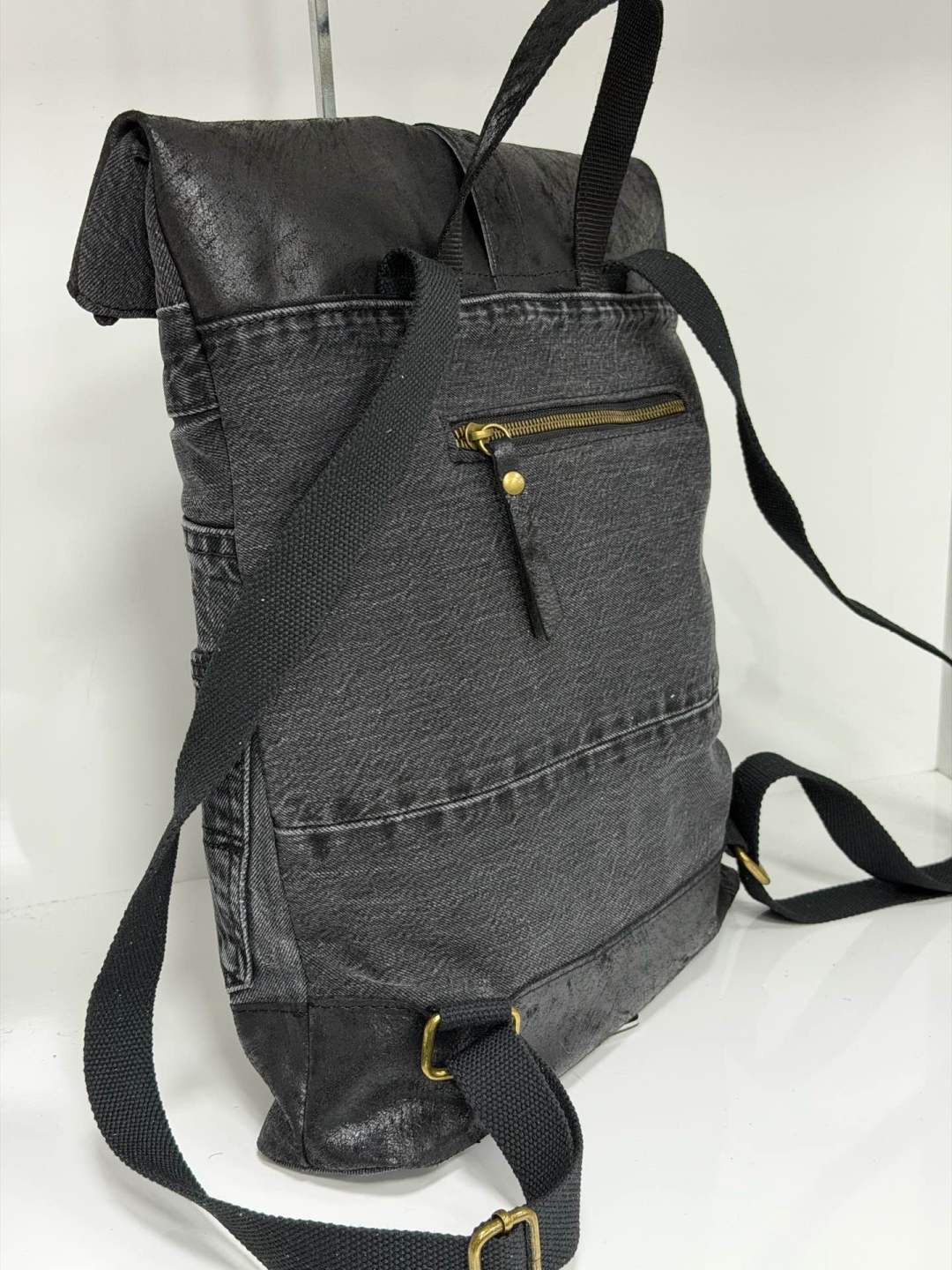 L0532 Bag 12.2in 8 Color Options