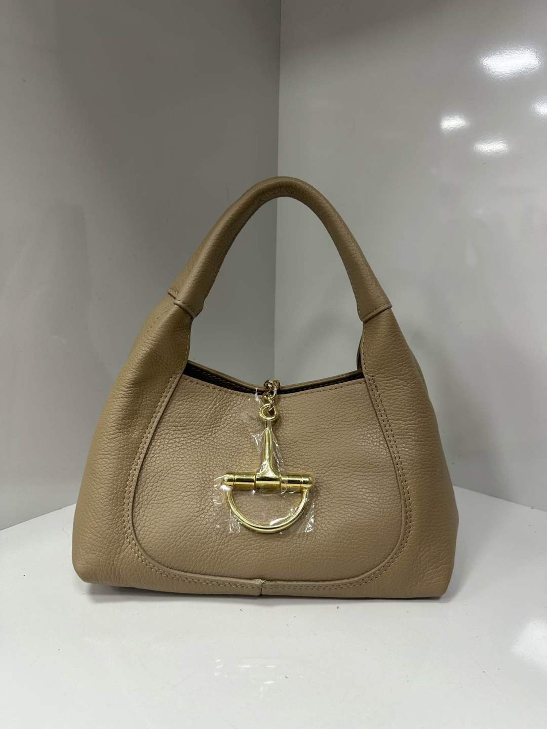L0534 Bag 9.8in 8 Color Options