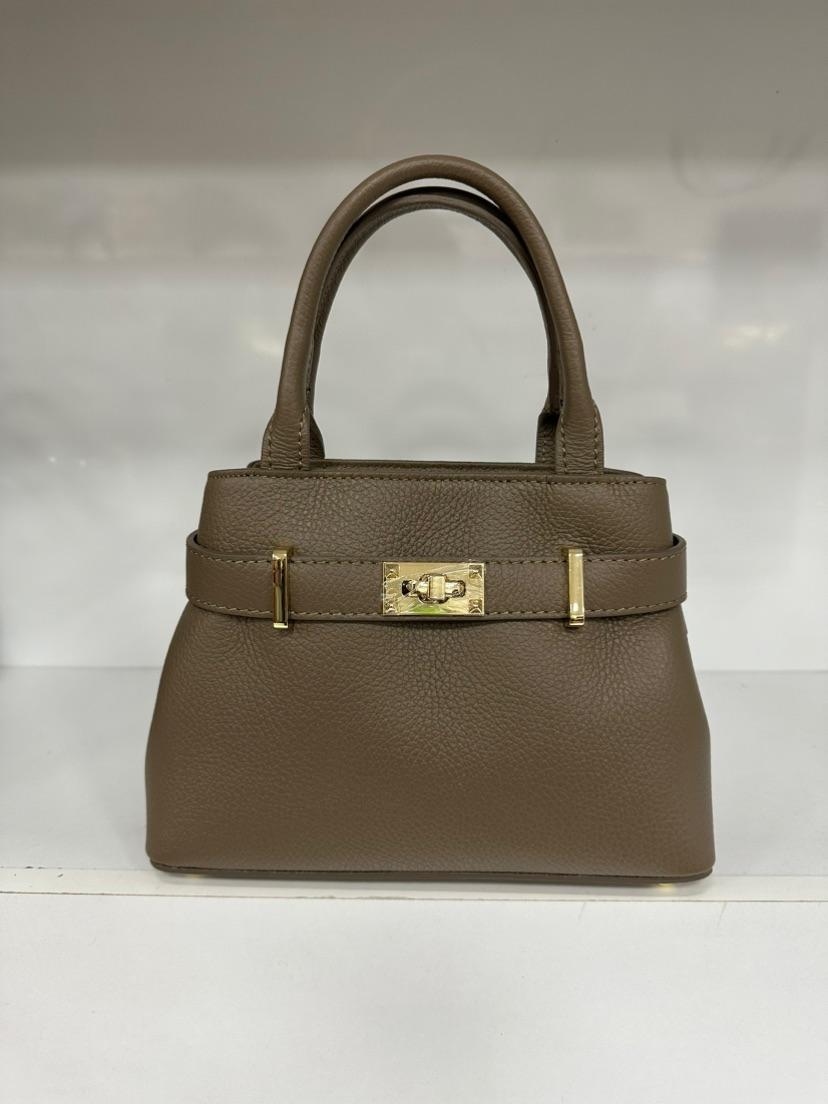 L0108 Bag 13 Color Options
