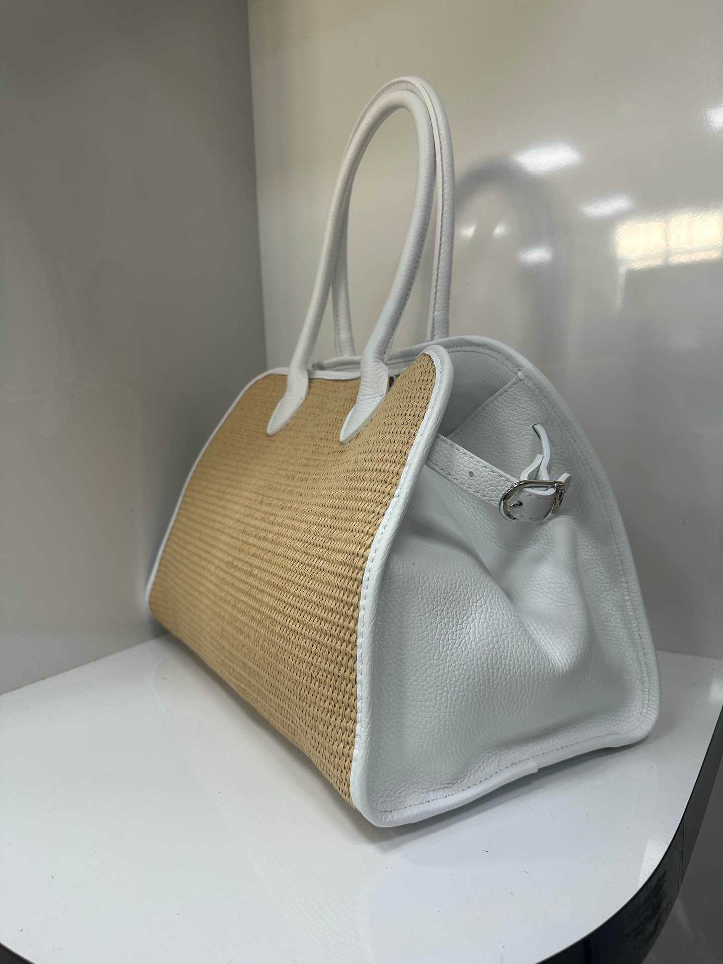 L0251 Bag 15.7in 5 Color Options