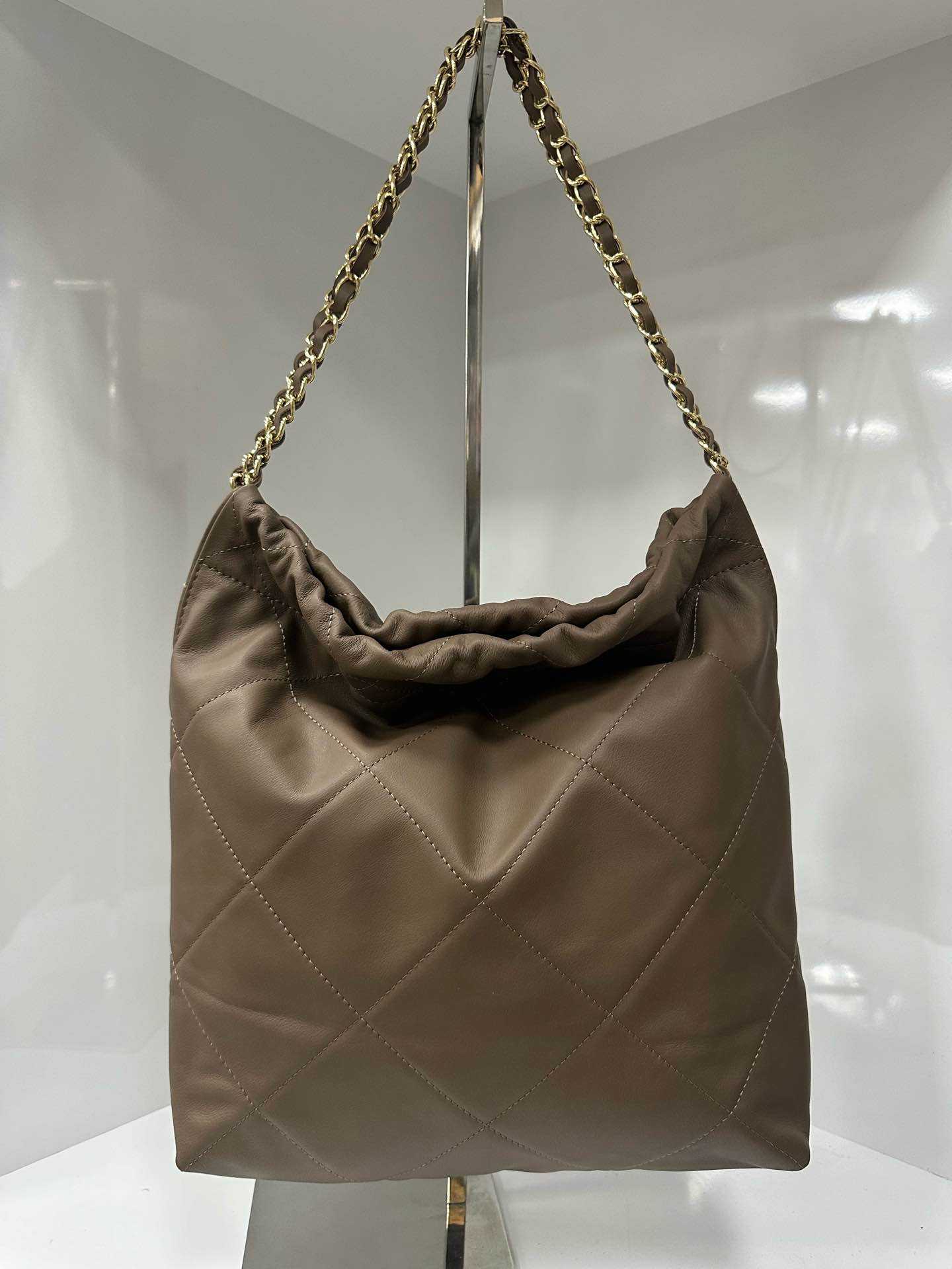 L0047 Bag 13.8in 10 Color Options