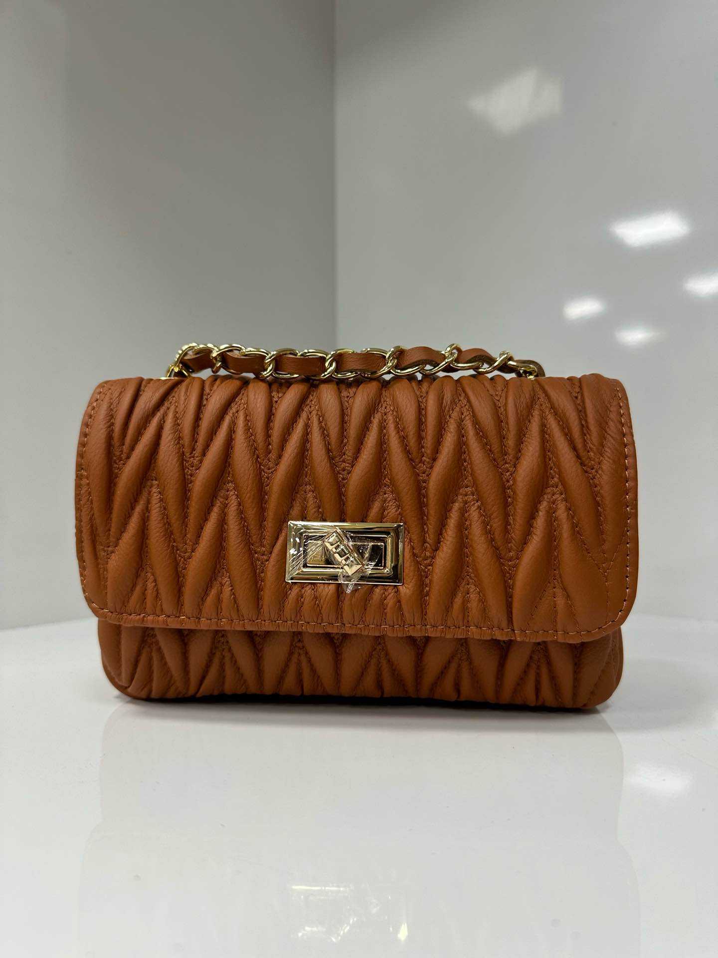 L0298 Bag 5.9in 3 Color Options