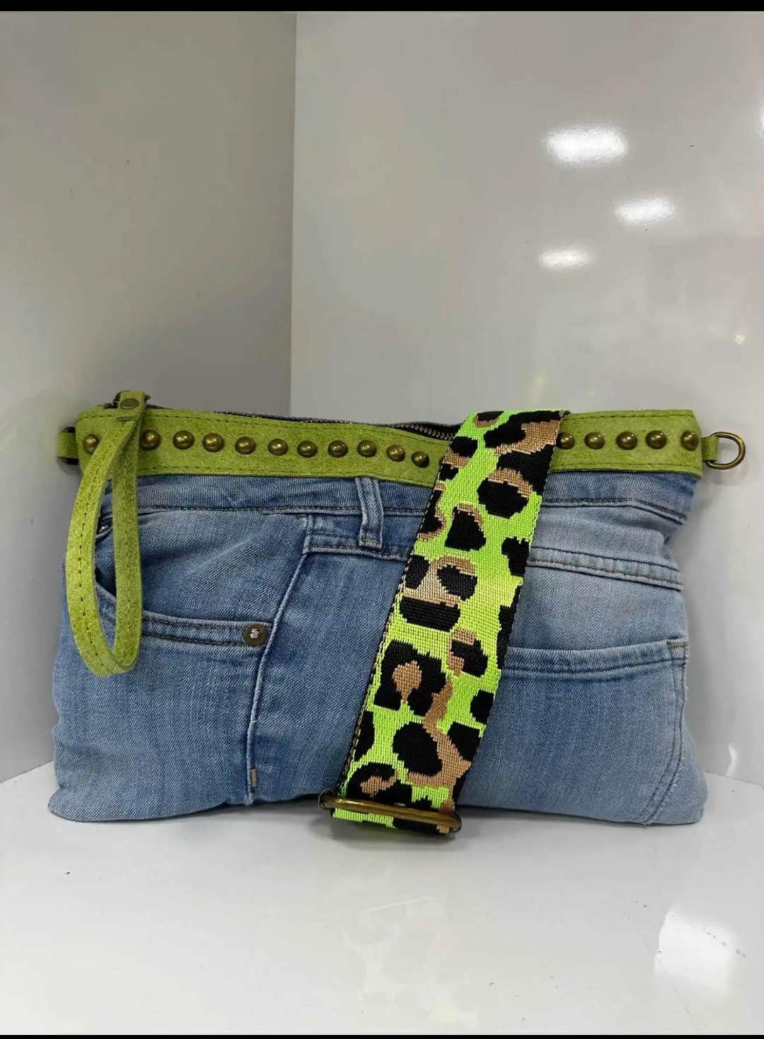 L0177 Bag 12.2in 8 Color Options