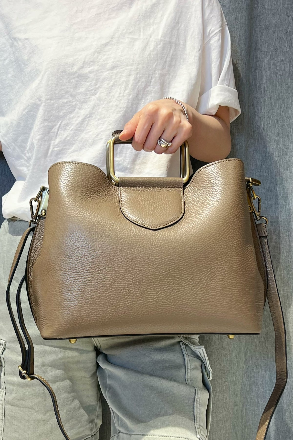 ZZ018 Taupe Grained Leather Handbag