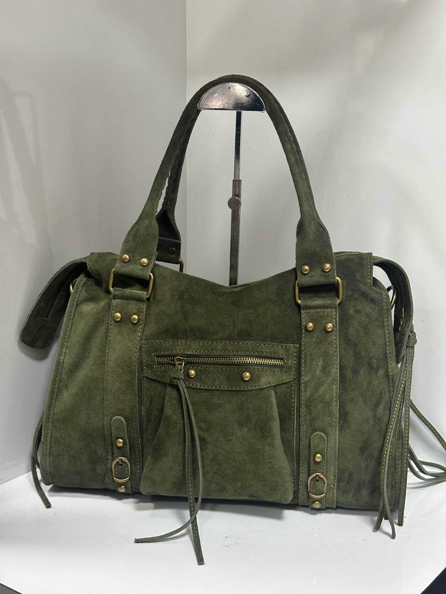 L0437 Bag 15.7in 15 Color Options