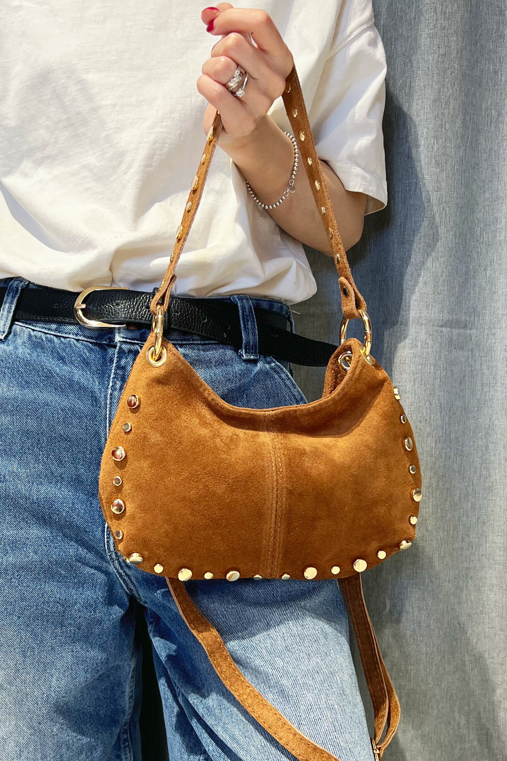 ZZ113 Camel Studded Suede Handbag