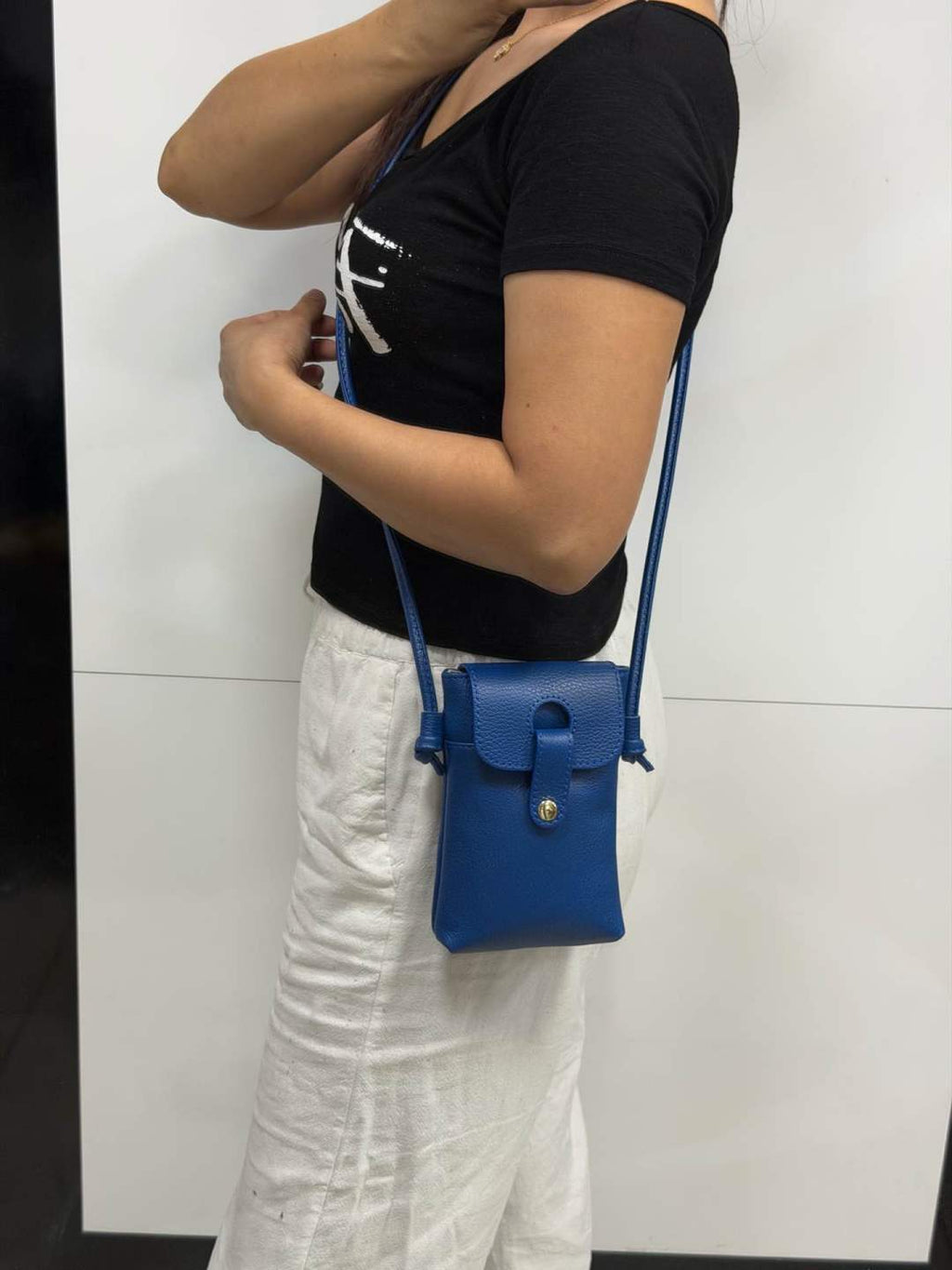 St020 Blue Phone Crossbody Pouch