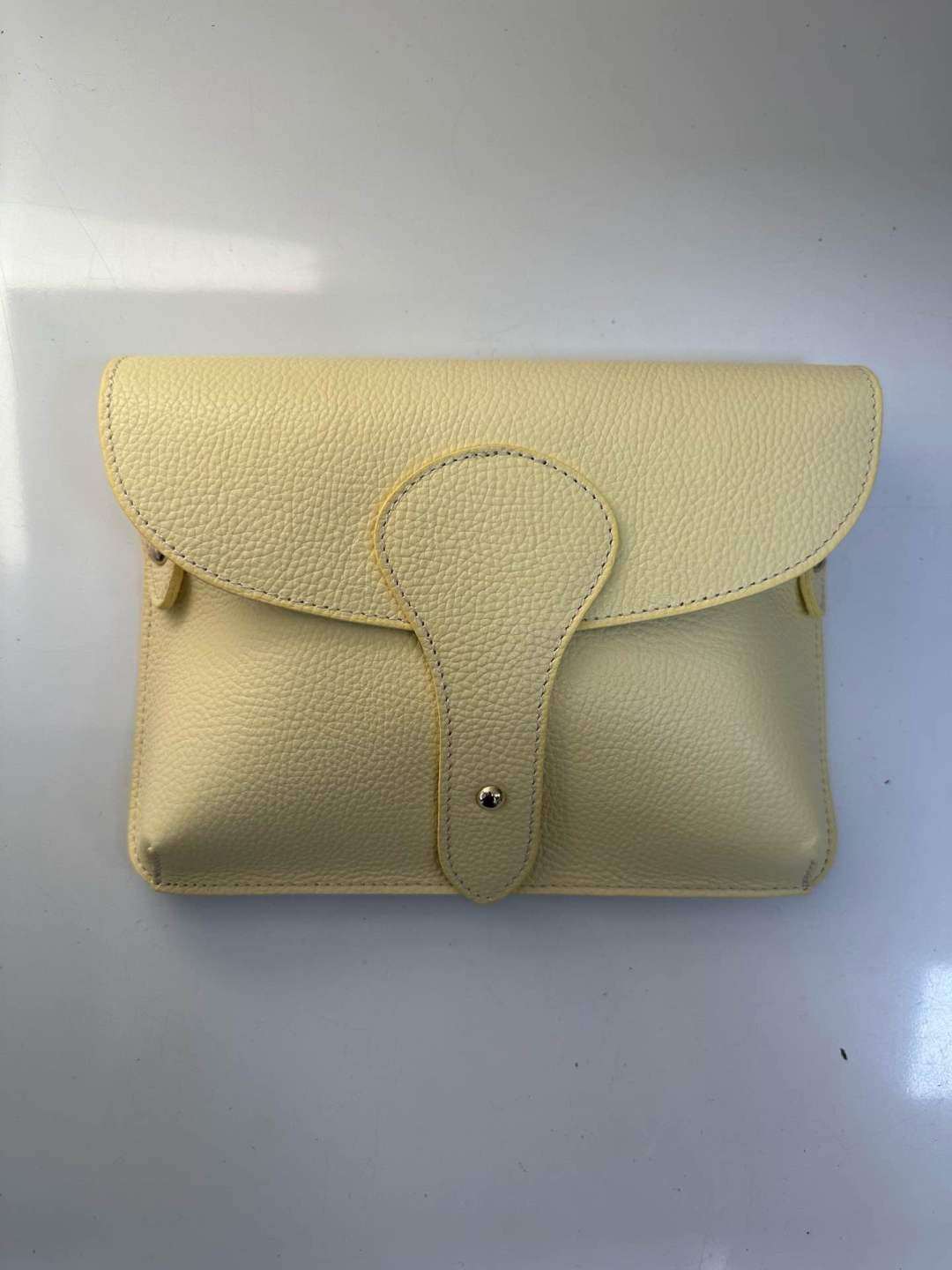 L0536 Bag 9.4in 6 Color Options
