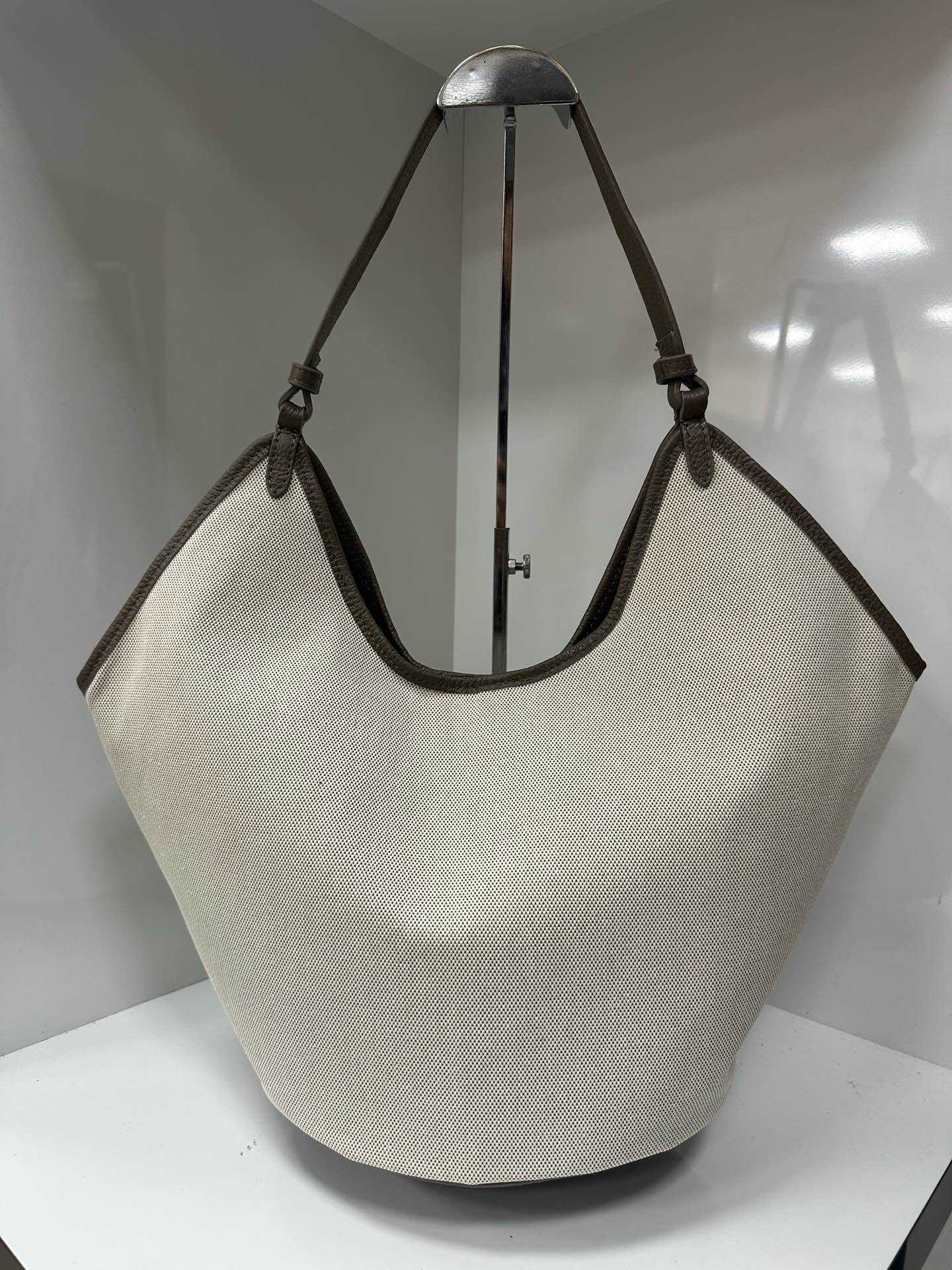 L0345 Bag 14.6in 7 Color Options