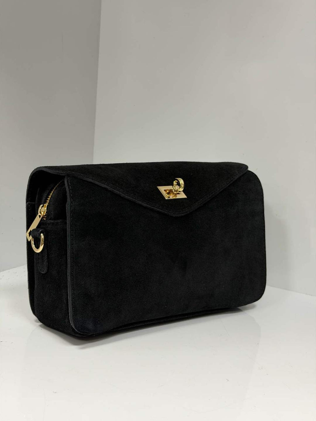L0586 Bag 10.2in 4 Color Options