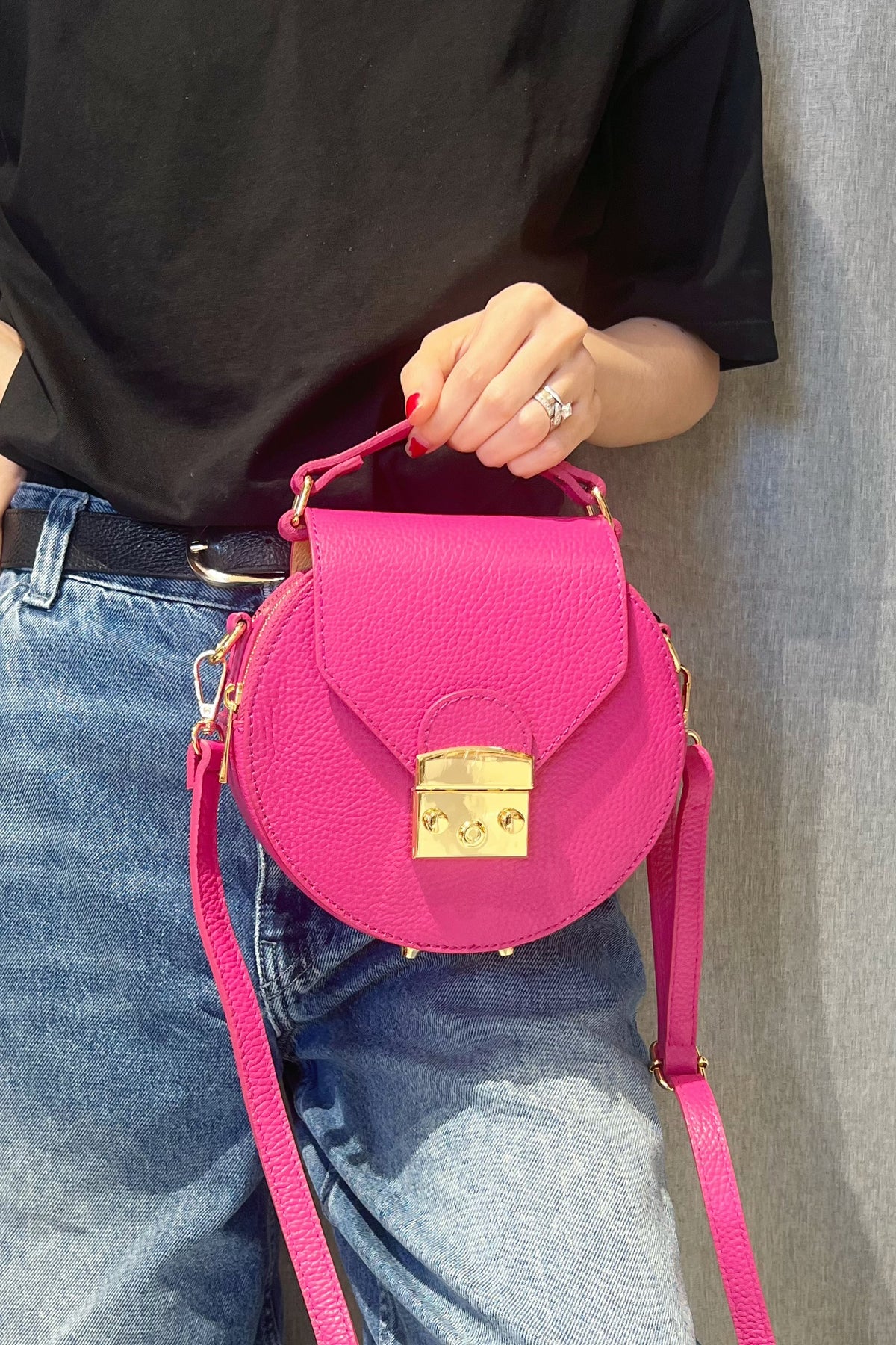 ZZ102 Fuchsia Round Leather Crossbody Bag