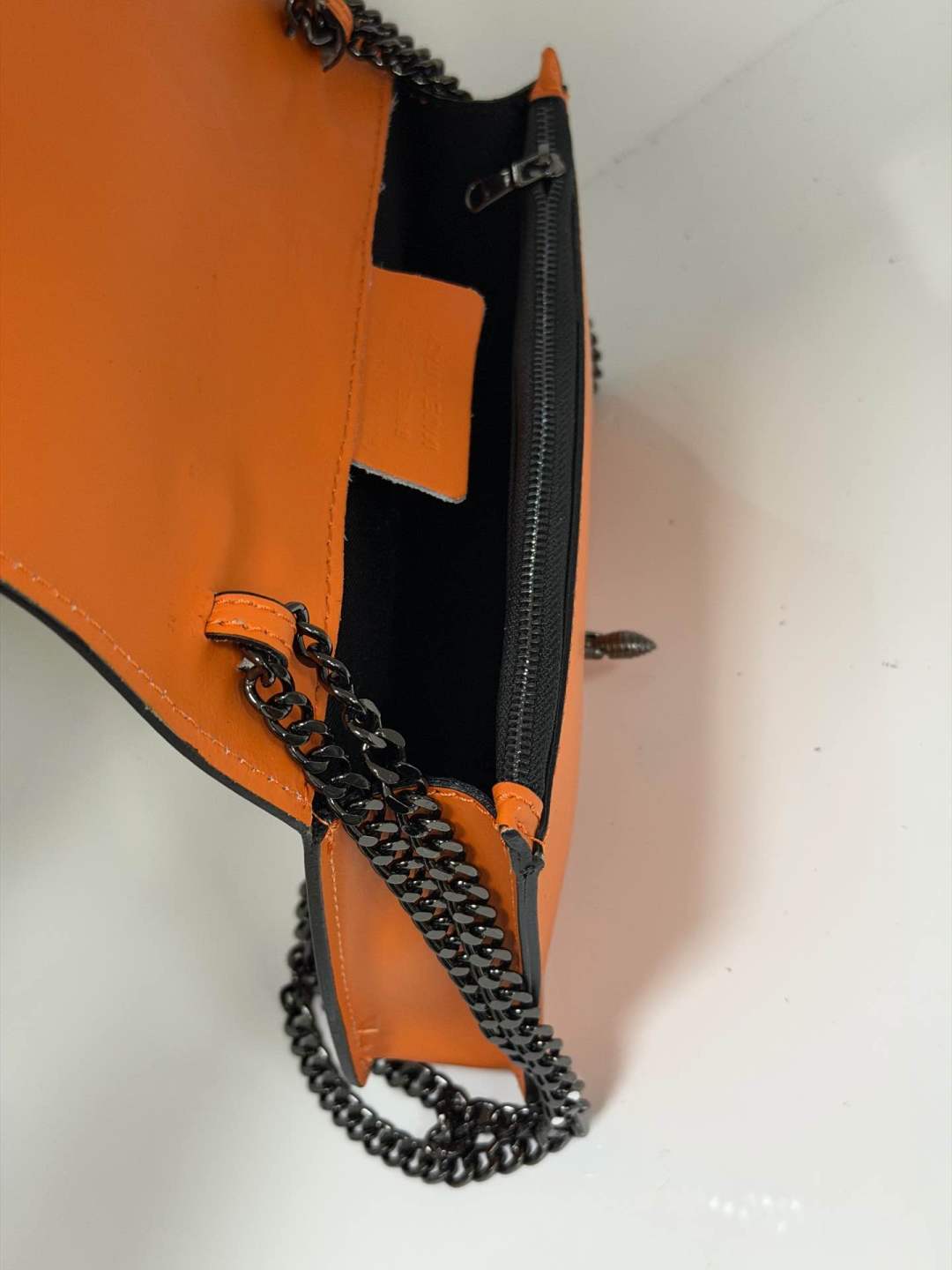 L196 Bag 8.7in 4 Color Options