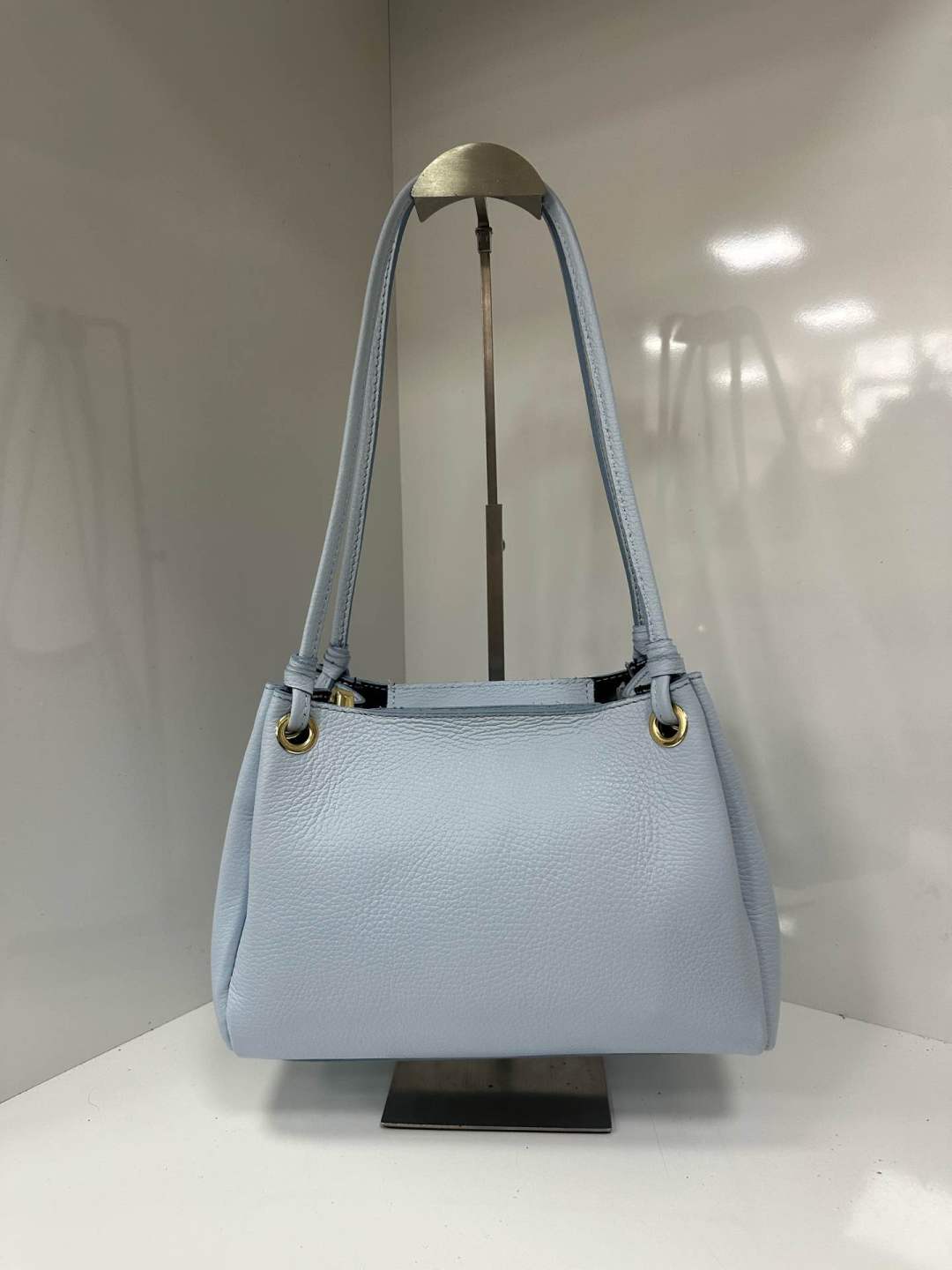L0557 Bag 11.0in 7 Color Options