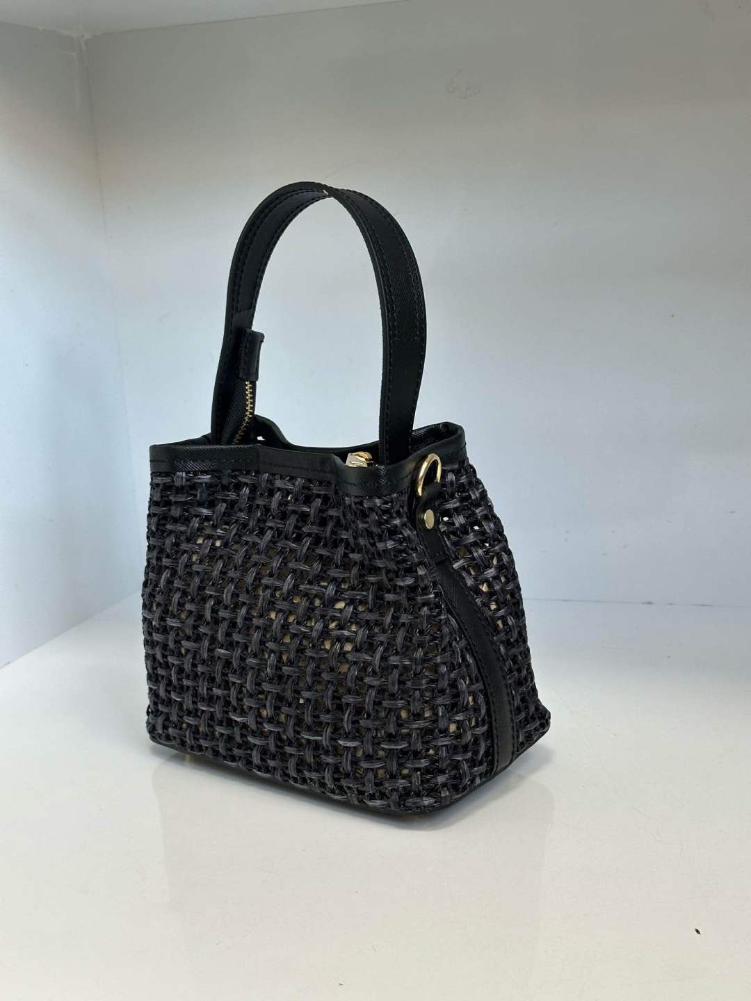 L0546 Bag 7.5in 4 Color Options
