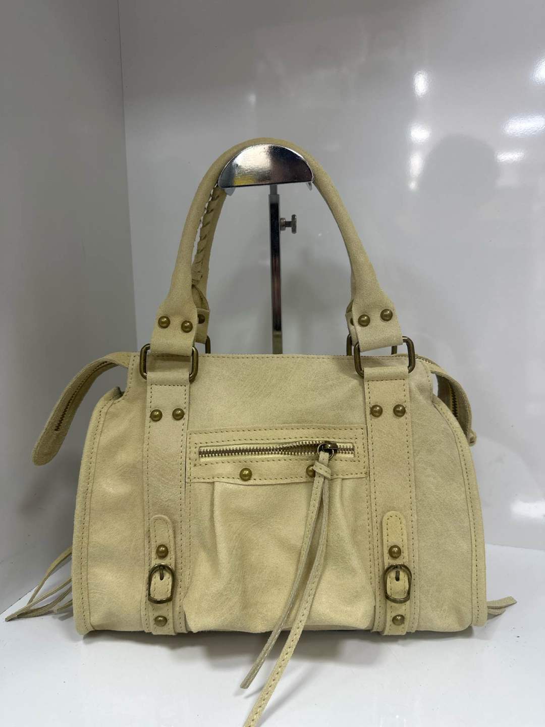 Light Yellow