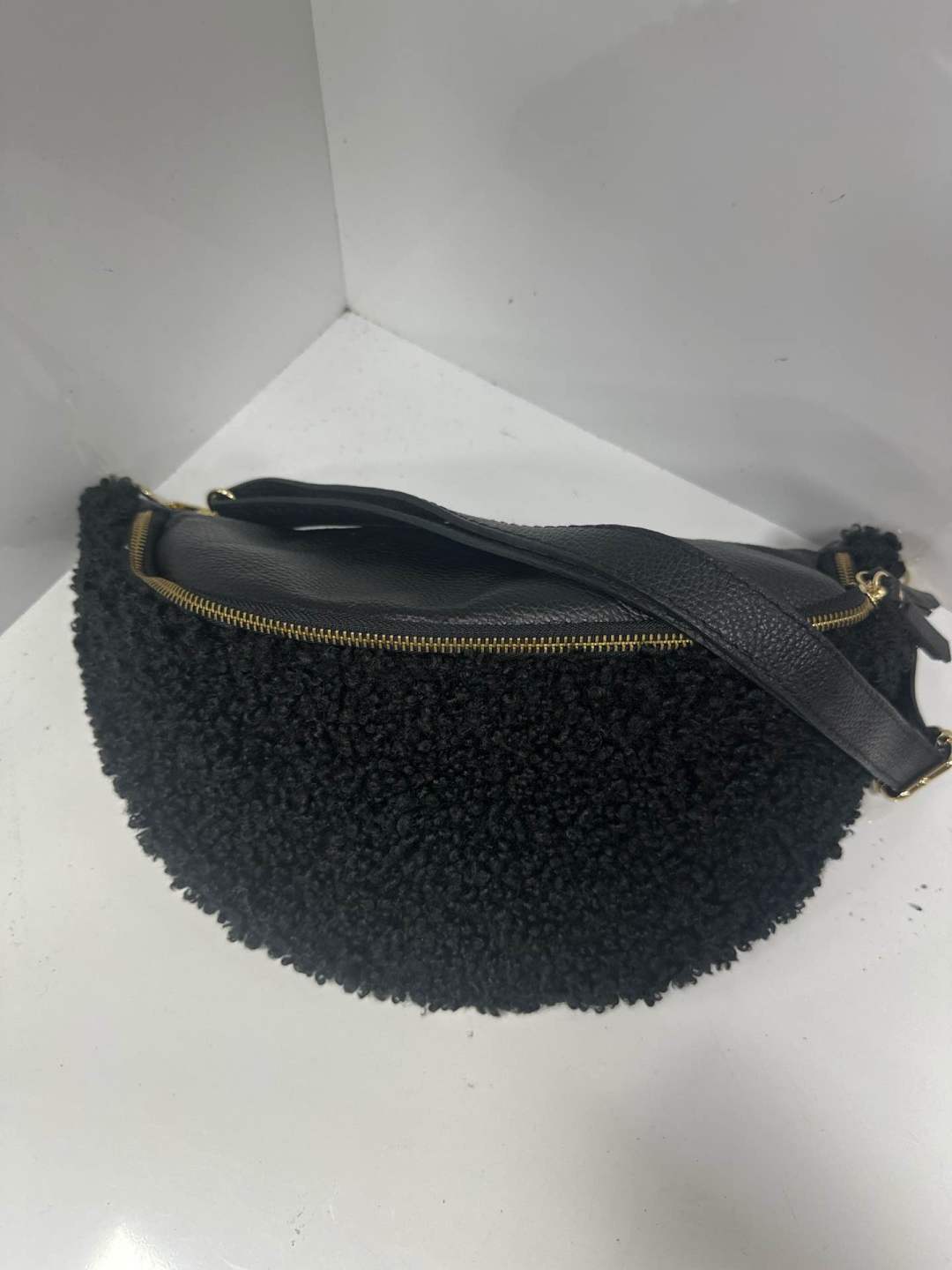 L267 Bag 15.7in 5 Color Options