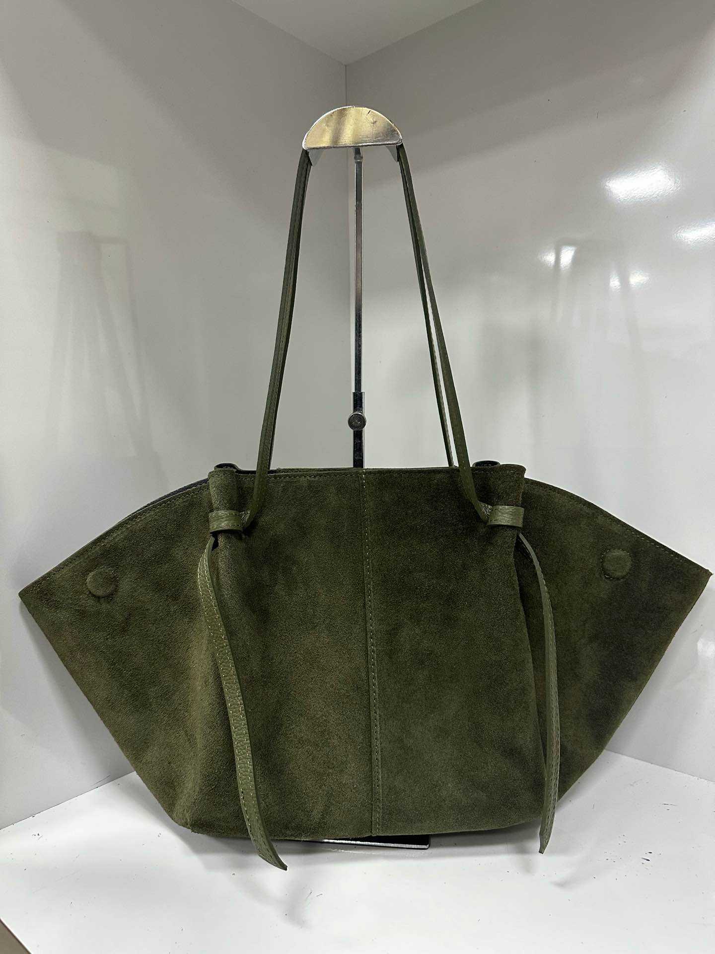 L0344 Bag 21.3in 7 Color Options