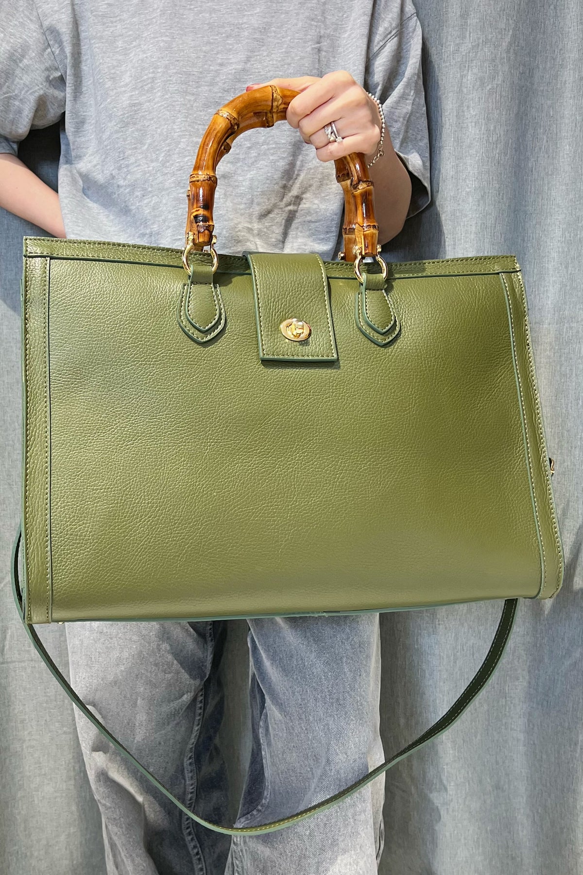 ZZ087 Khaki XL Bamboo Handle Handbag