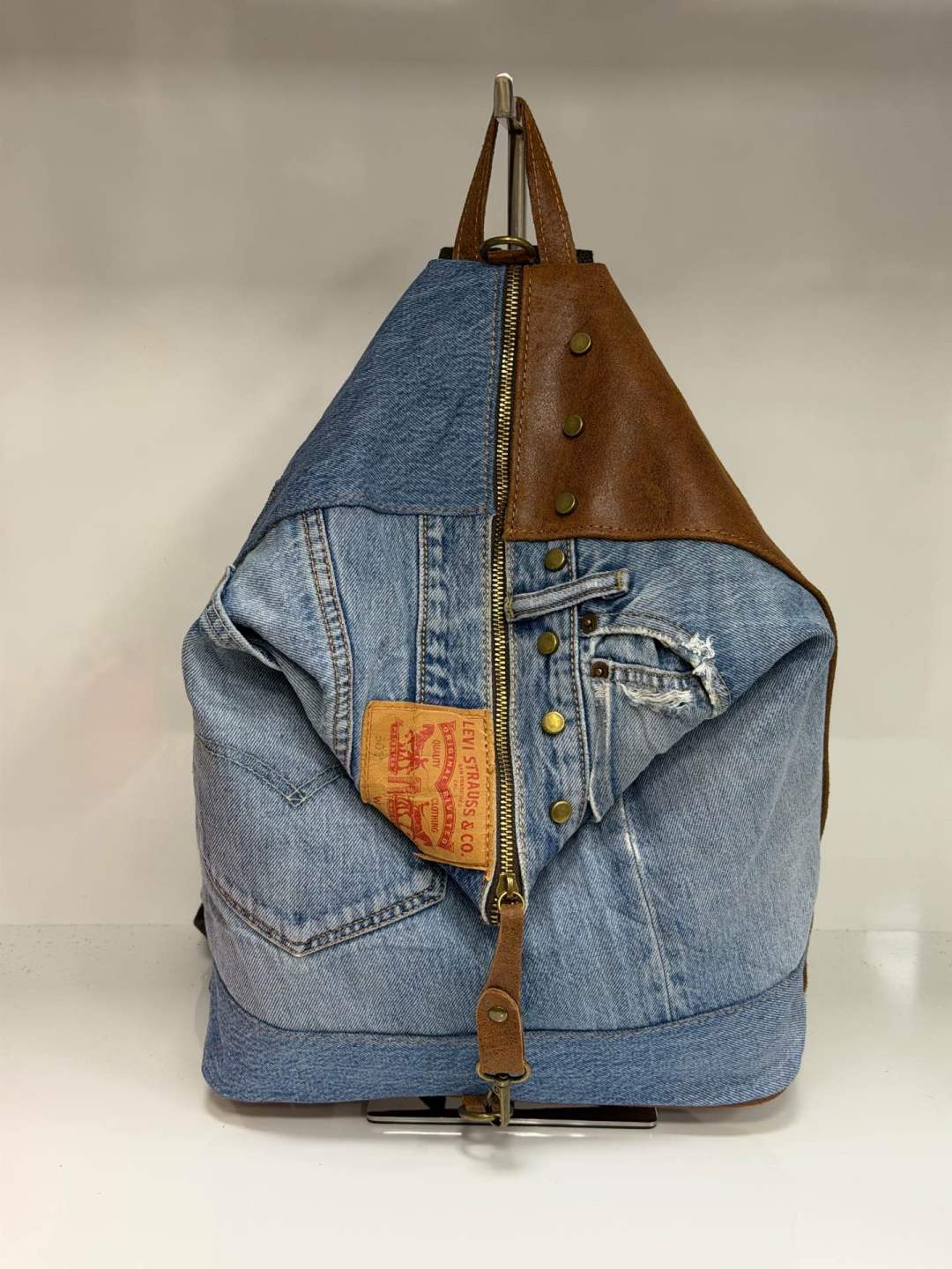 L0331 Bag 14.6in 8 Color Options