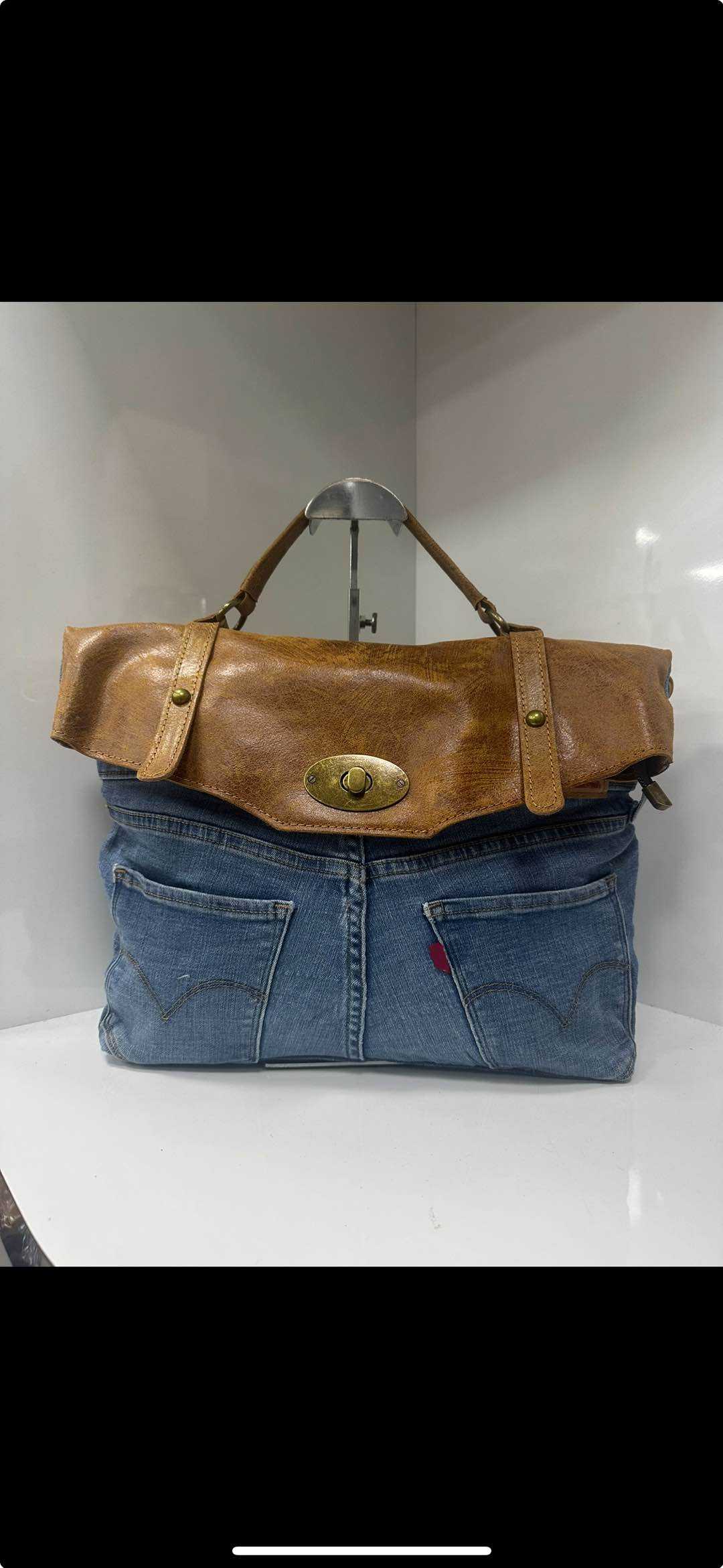 L0796 Bag 14.6in 10 Color Options