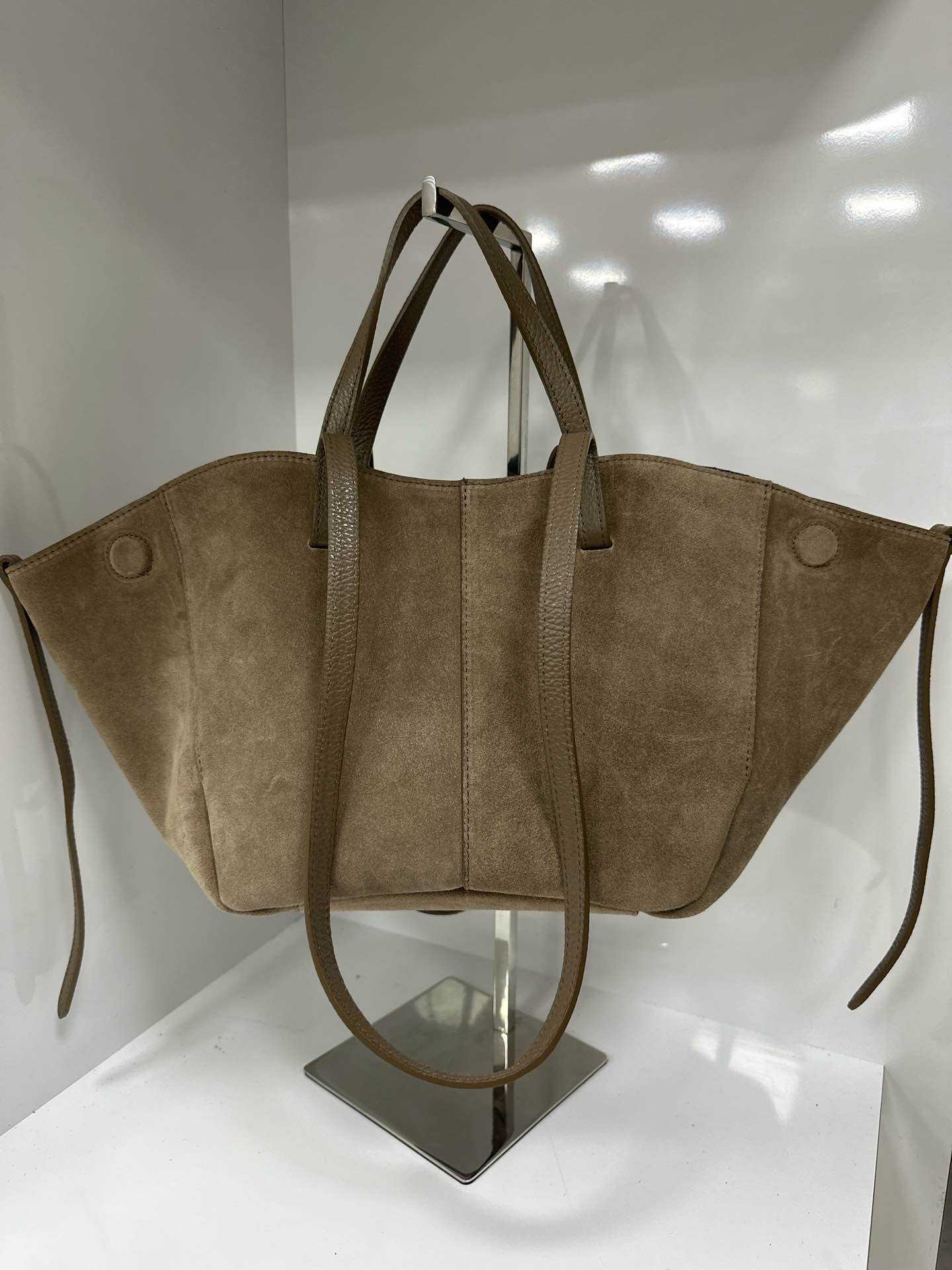 L0277 Bag 21.3in 8 Color Options