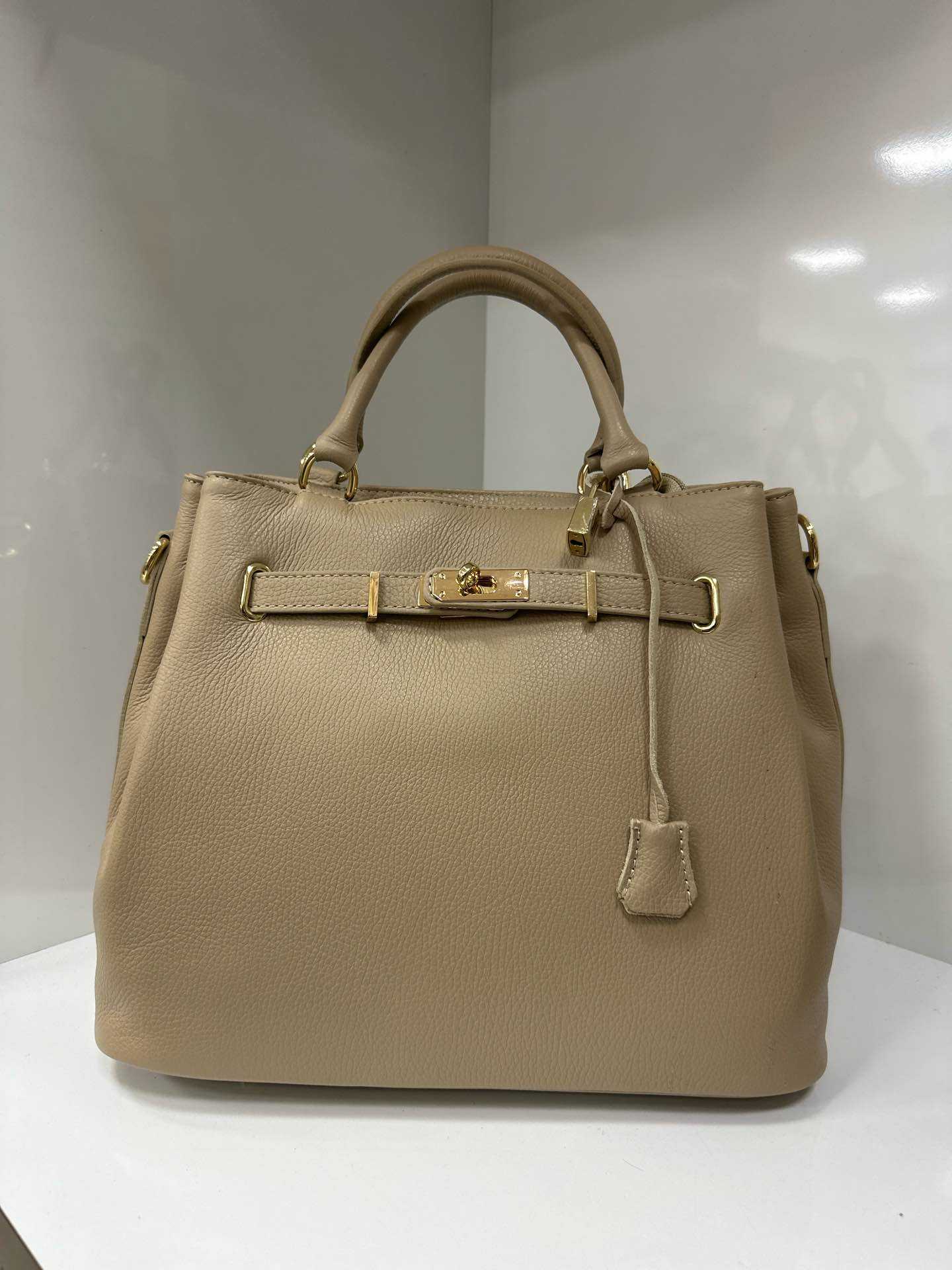L0037 Bag 14.6in 8 Color Options